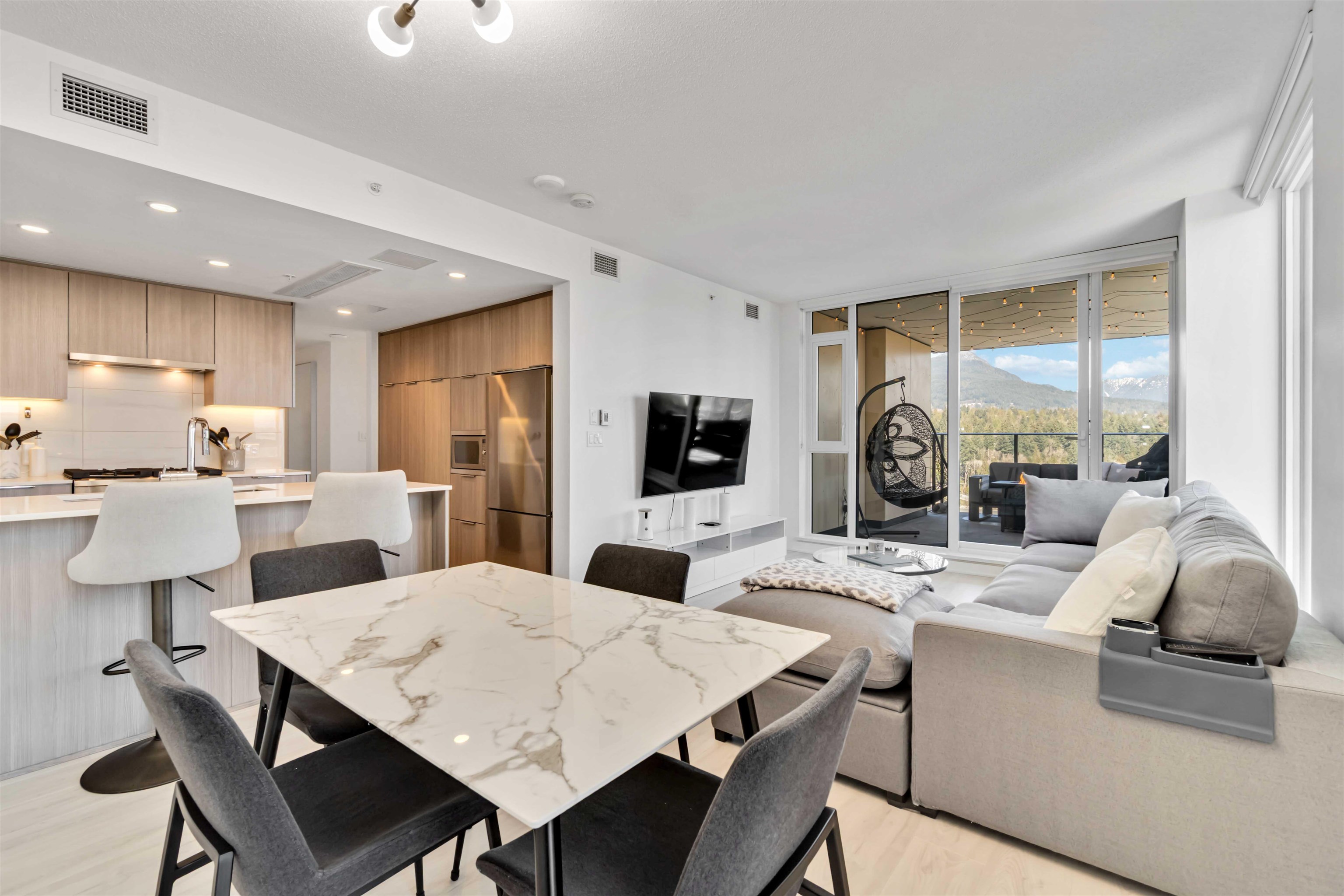 Listing image of 2201 1401 HUNTER STREET