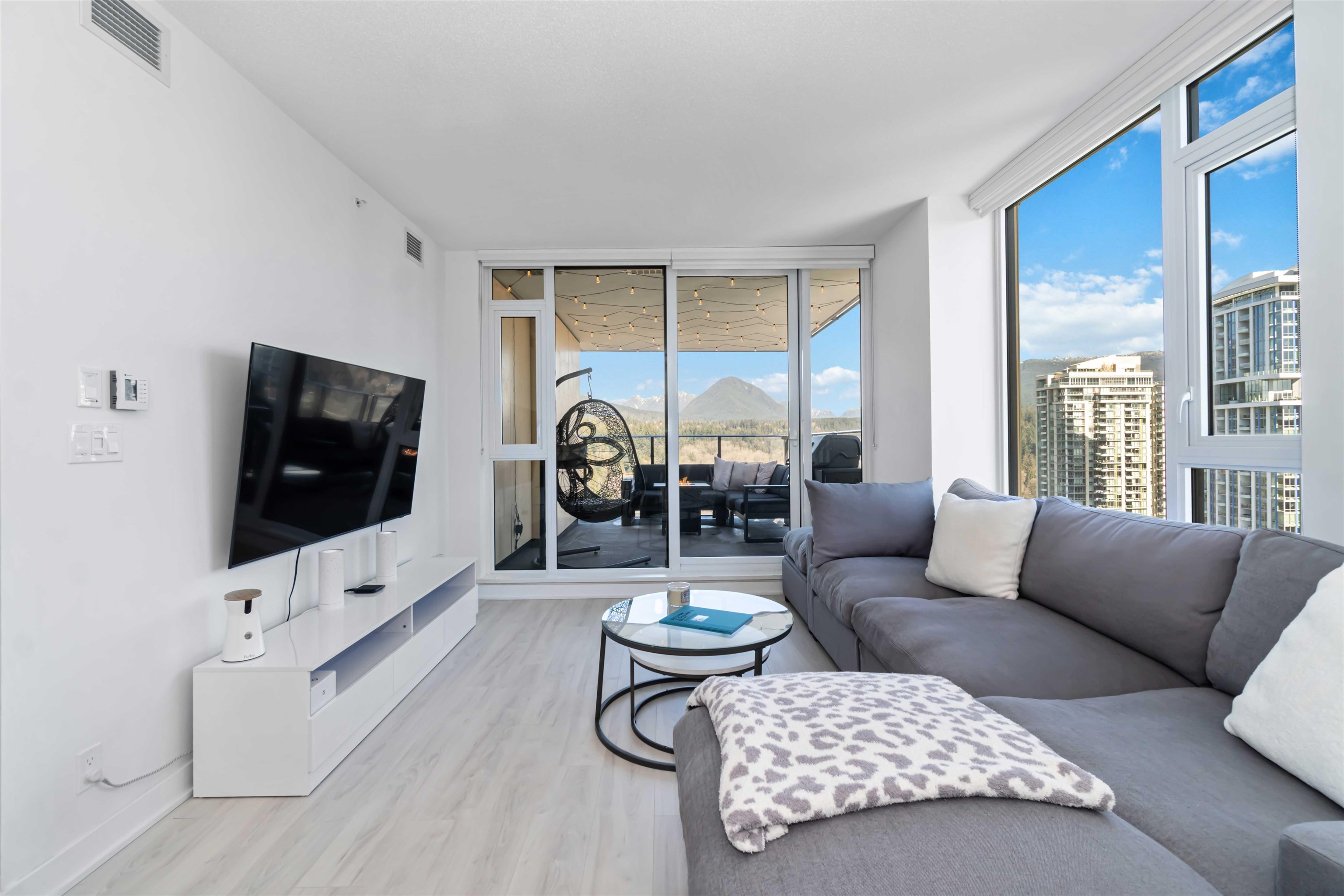 Listing image of 2201 1401 HUNTER STREET