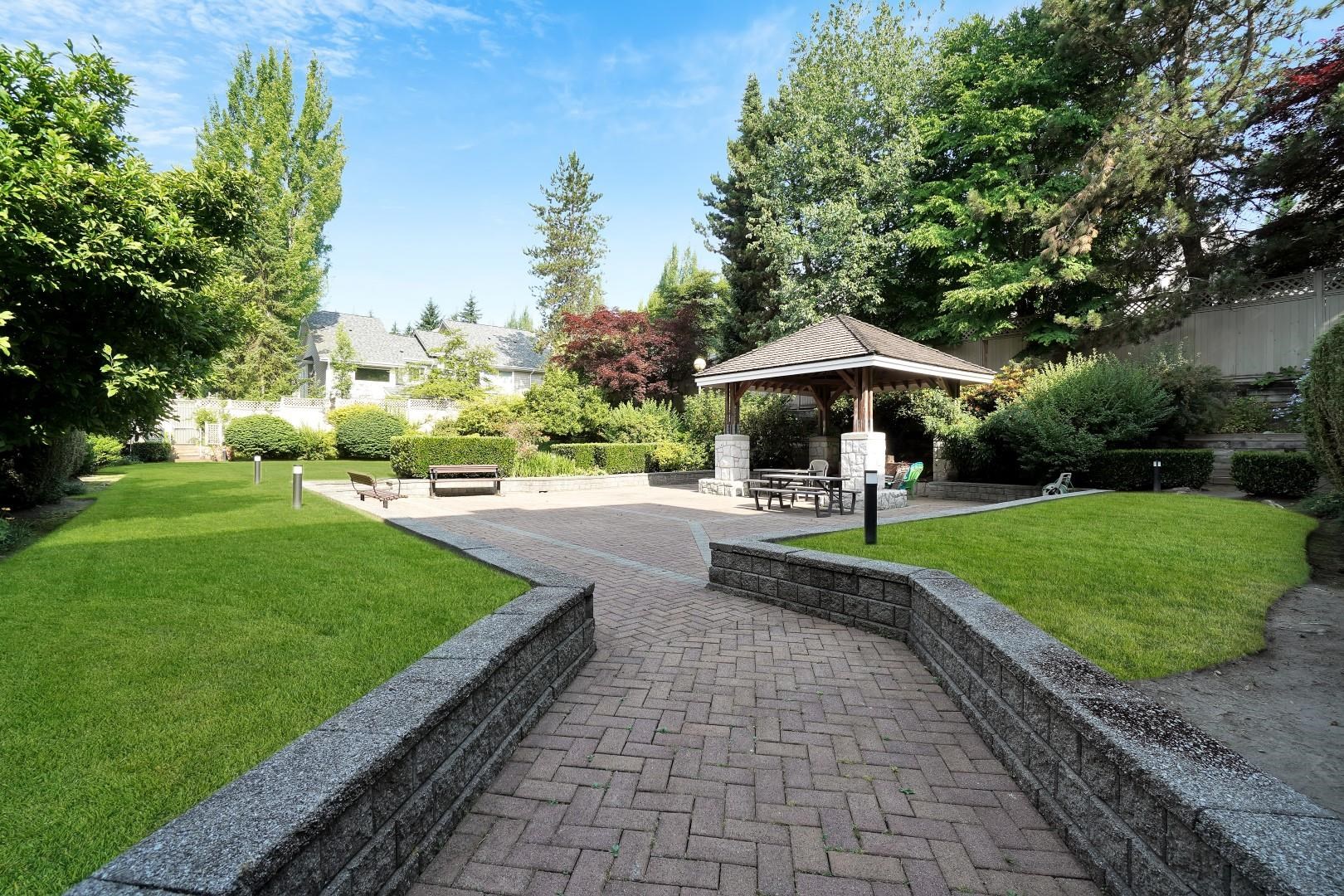 Listing image of 306 630 ROCHE POINT DRIVE