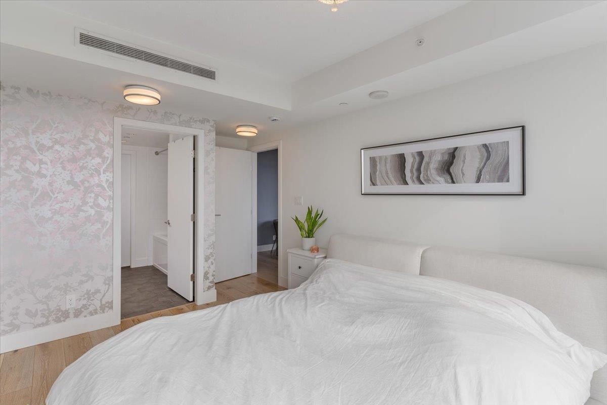 Listing image of 2004 1550 FERN STREET