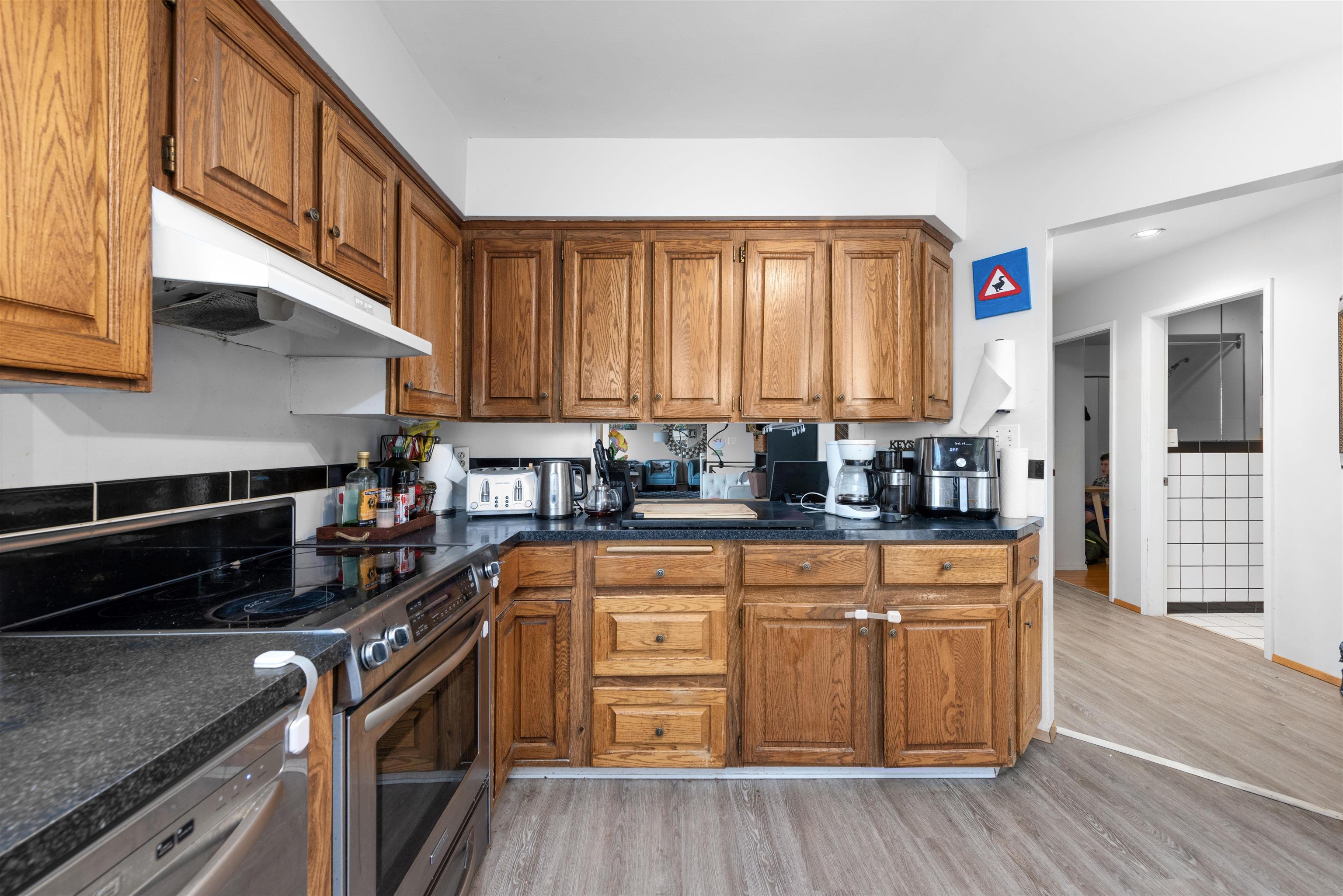 Listing image of 1190 E 15TH STREET