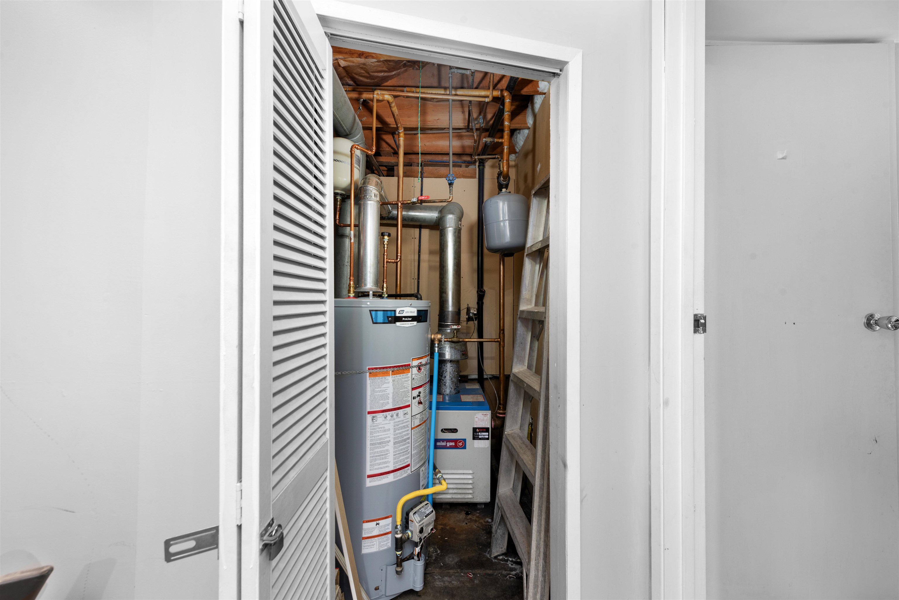 Listing image of 1190 E 15TH STREET