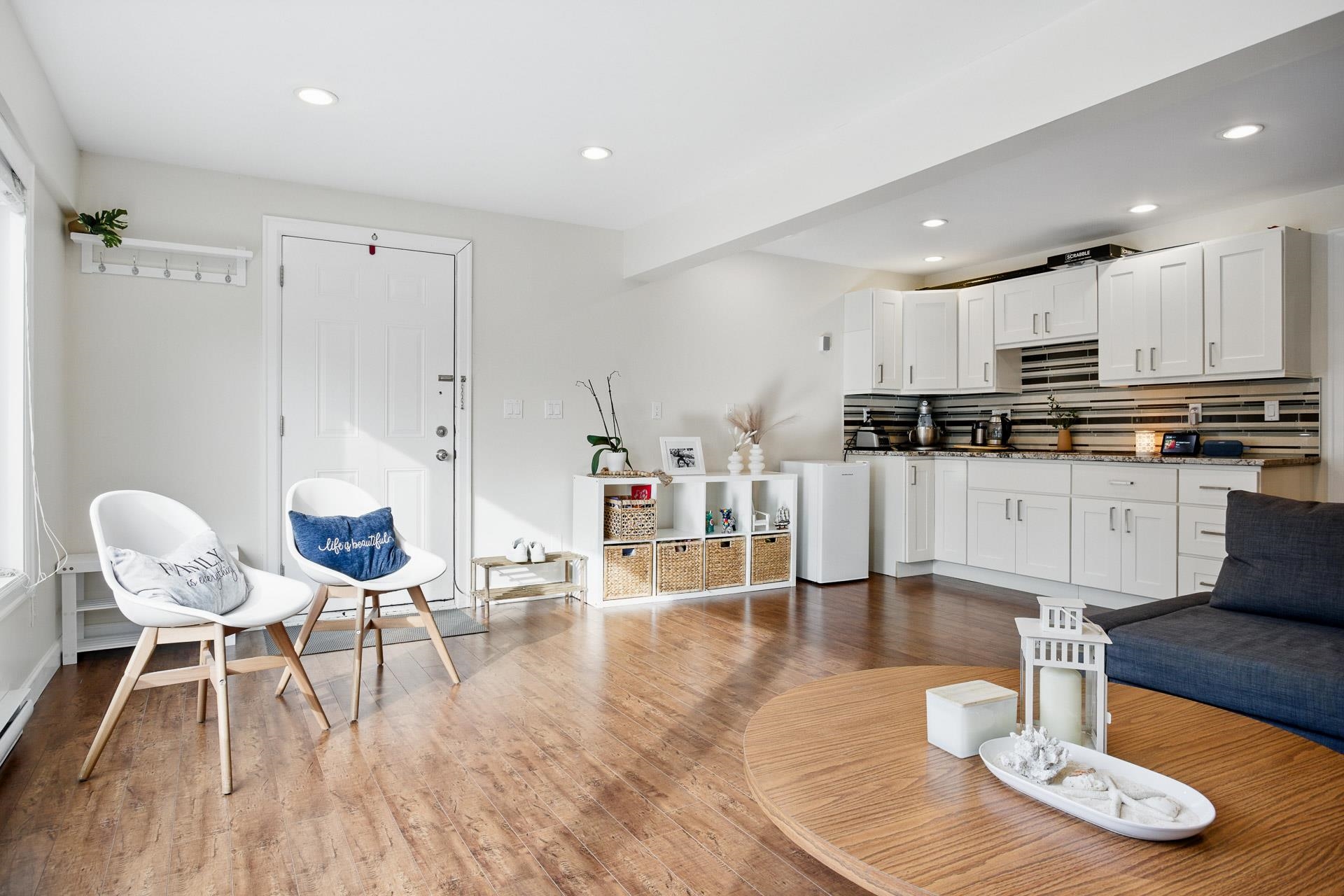 Listing image of 4938 REDONDA DRIVE