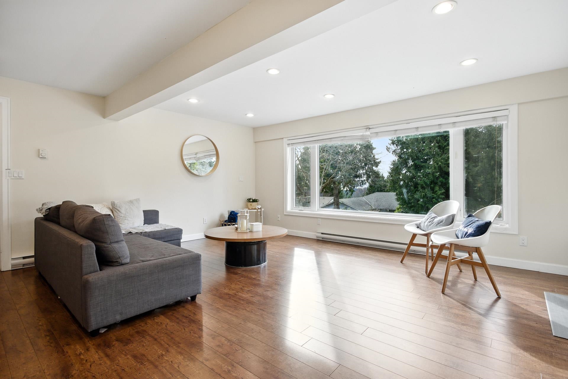 Listing image of 4938 REDONDA DRIVE