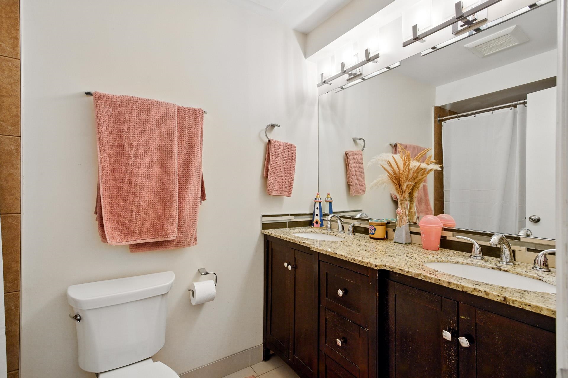 Listing image of 4938 REDONDA DRIVE