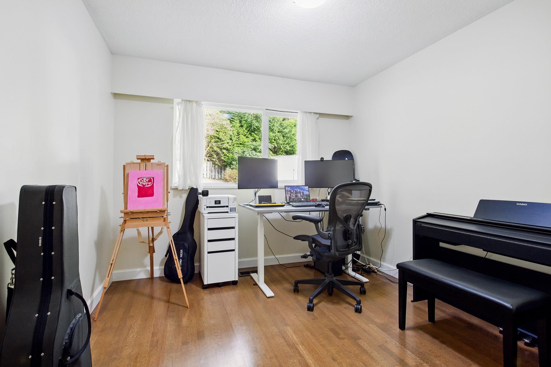 Listing image of 4938 REDONDA DRIVE