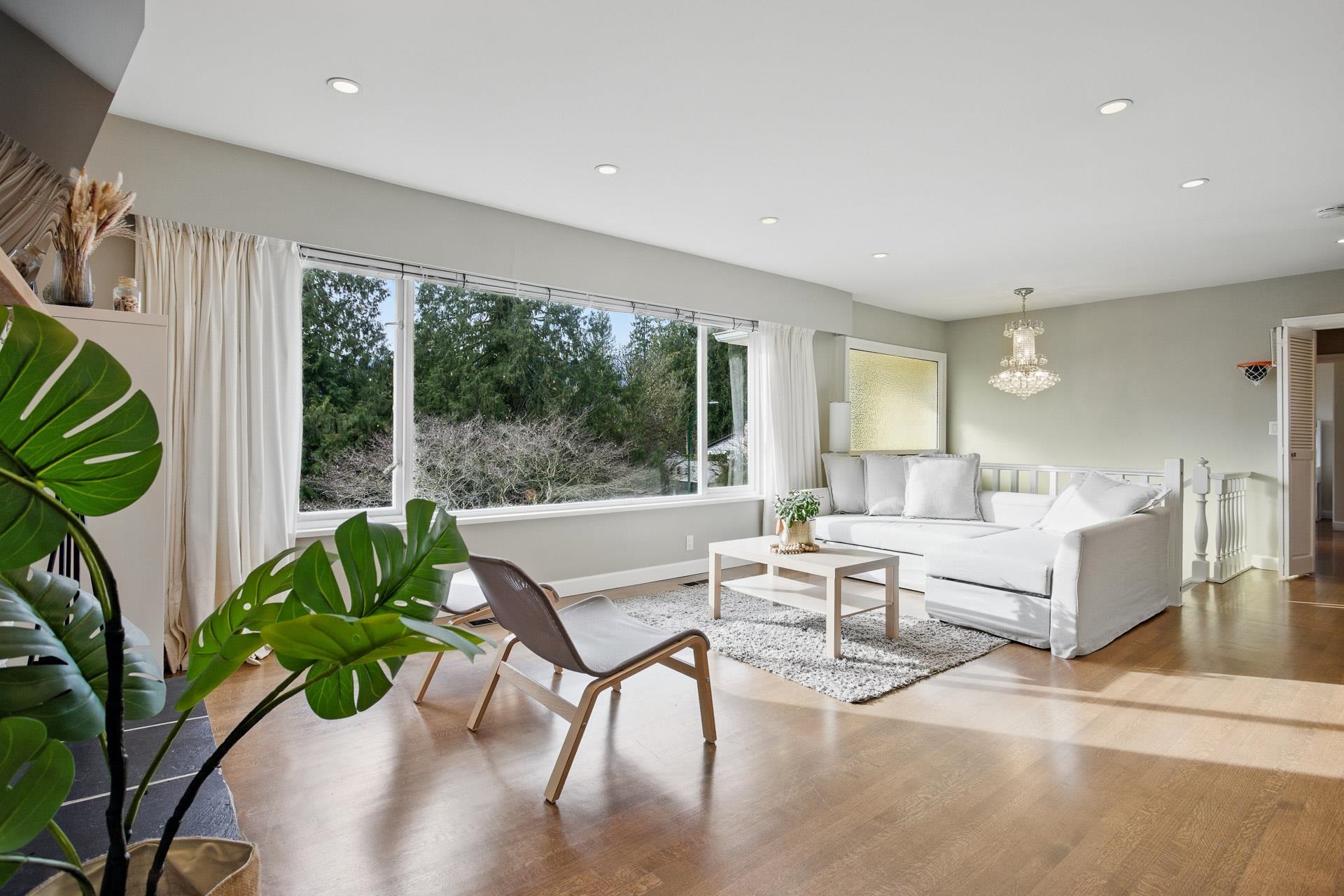 Listing image of 4938 REDONDA DRIVE