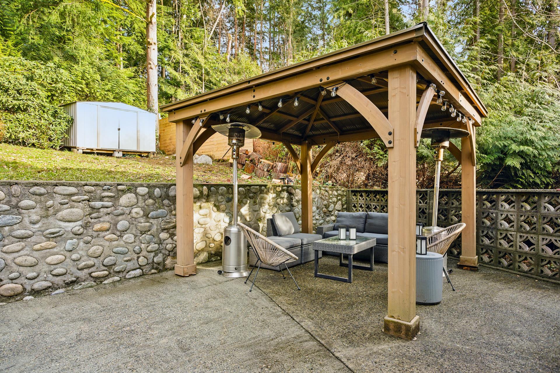 Listing image of 4938 REDONDA DRIVE