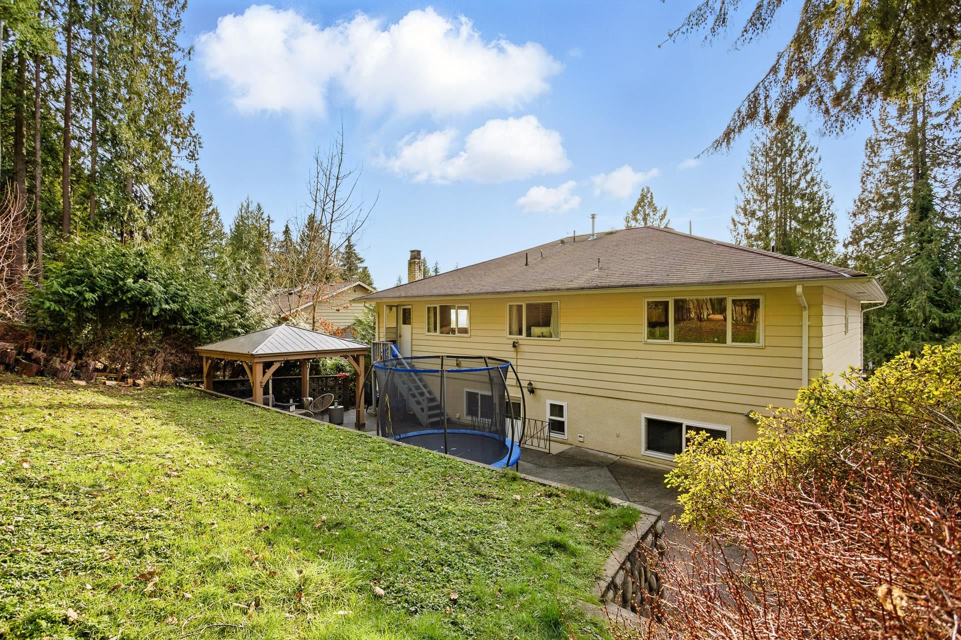 Listing image of 4938 REDONDA DRIVE