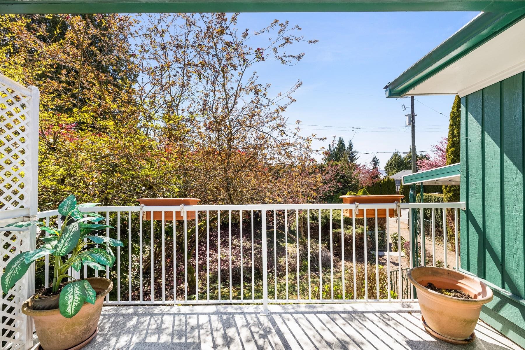 Listing image of 1235 JEFFERSON AVENUE