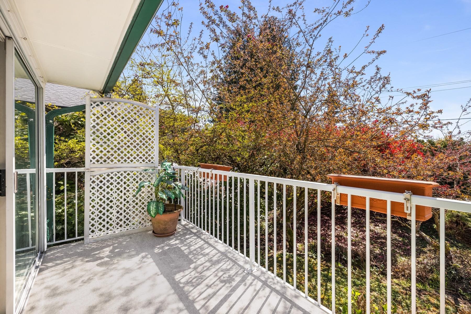 Listing image of 1235 JEFFERSON AVENUE