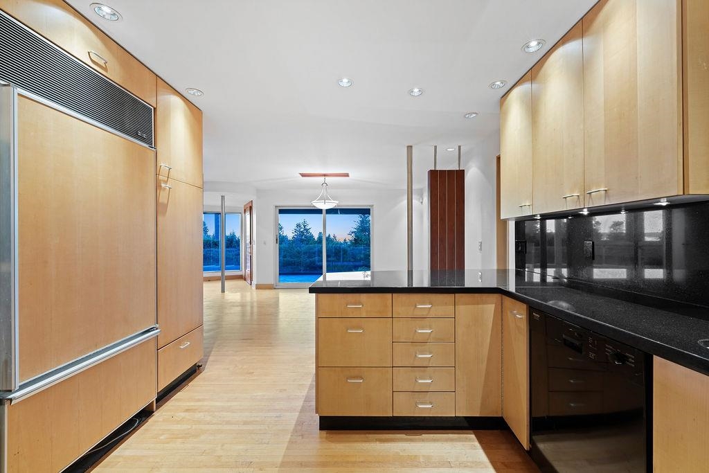Listing image of 4278 MORGAN CRESCENT
