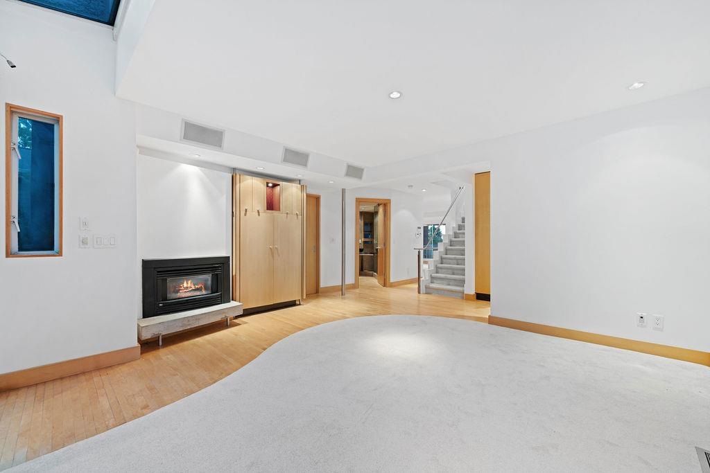 Listing image of 4278 MORGAN CRESCENT