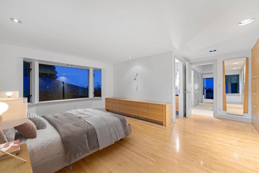 Listing image of 4278 MORGAN CRESCENT