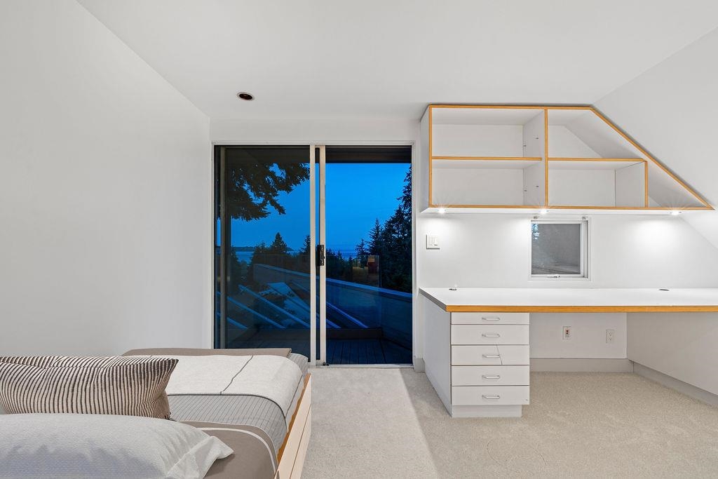 Listing image of 4278 MORGAN CRESCENT