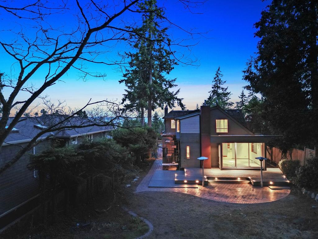 Listing image of 4278 MORGAN CRESCENT