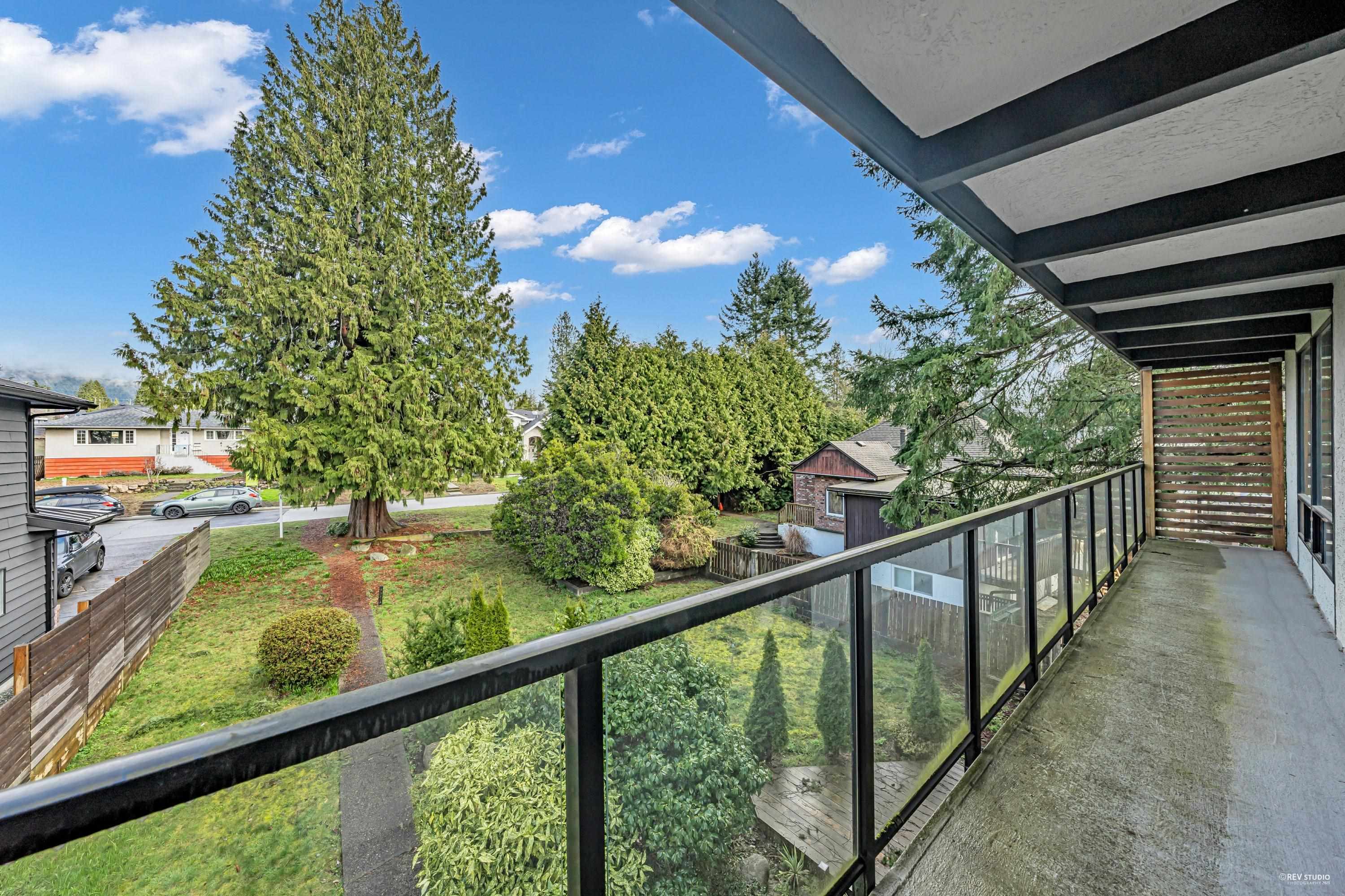 Listing image of 857 E 12TH STREET