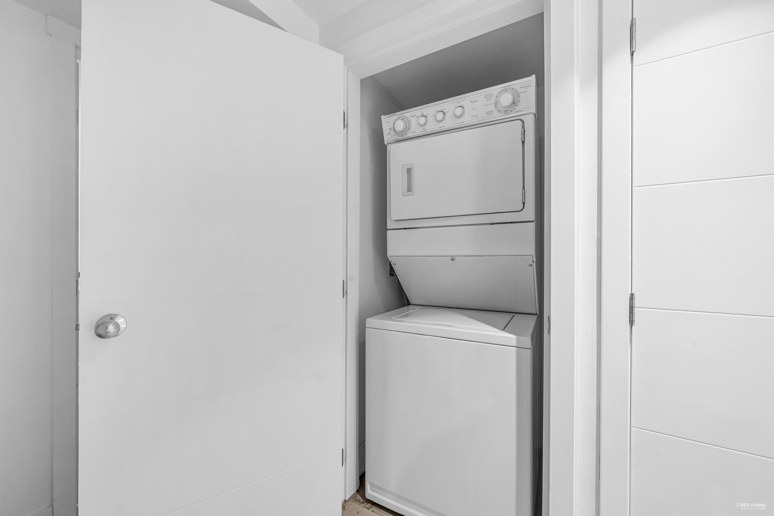 Listing image of 857 E 12TH STREET