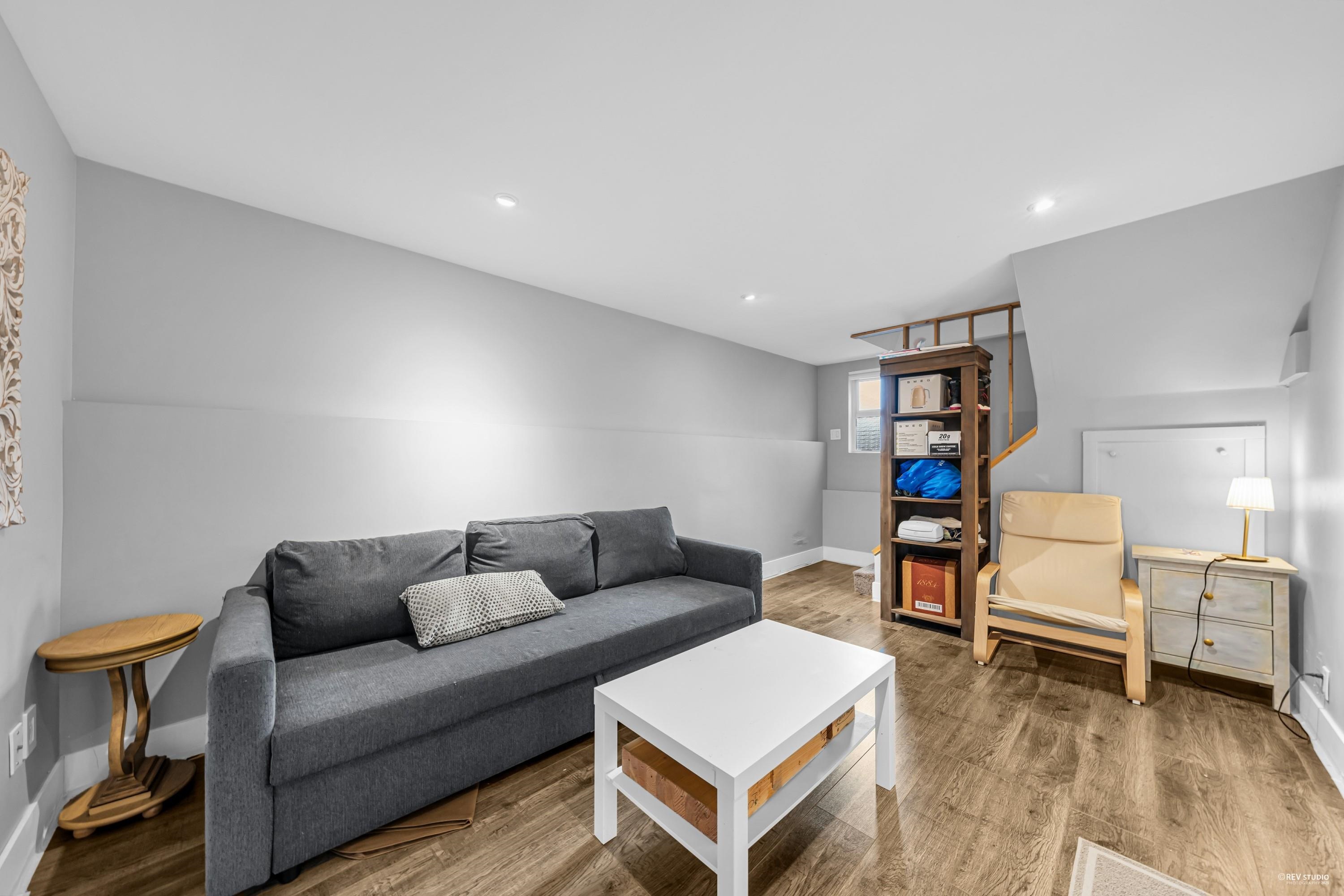 Listing image of 857 E 12TH STREET