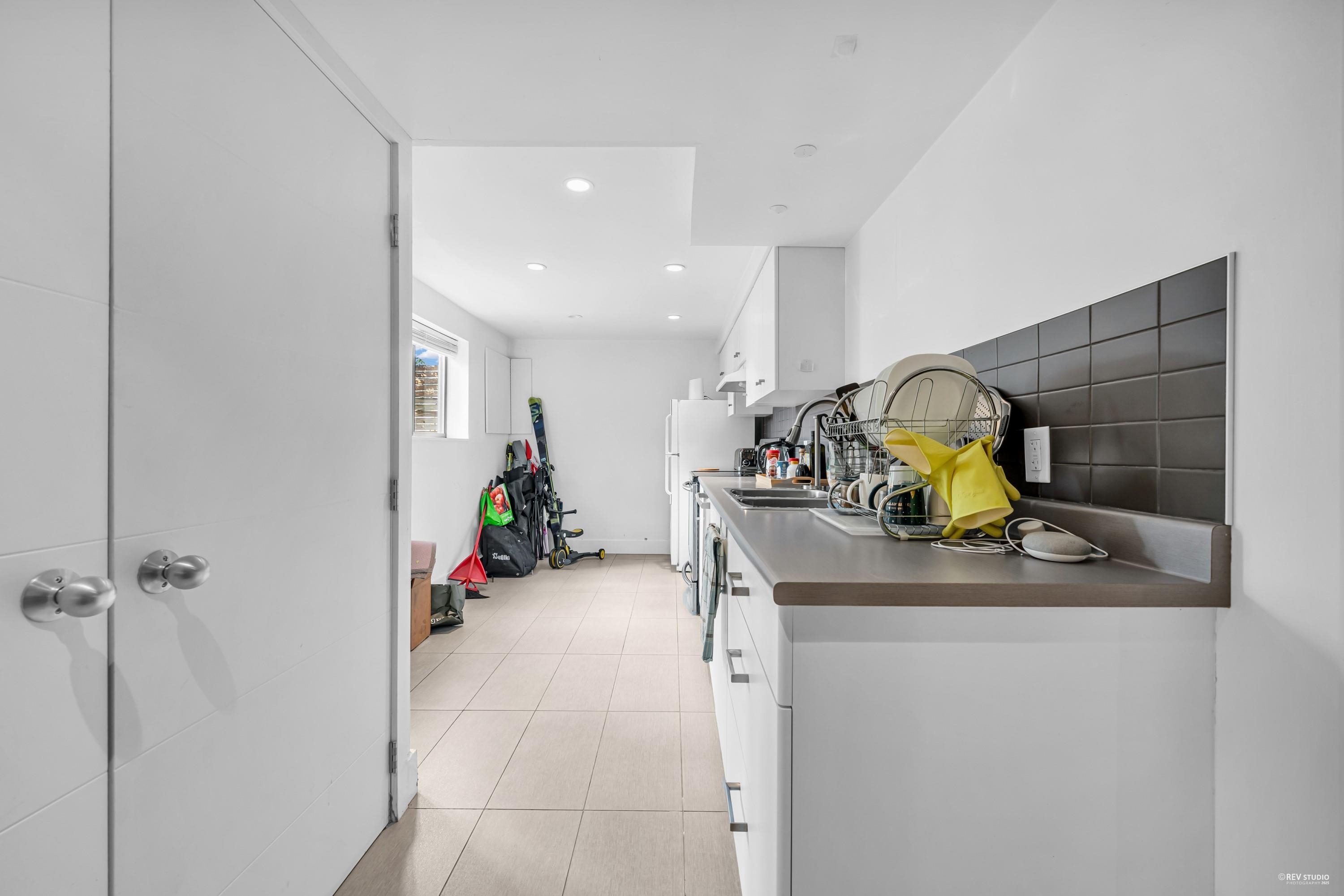 Listing image of 857 E 12TH STREET