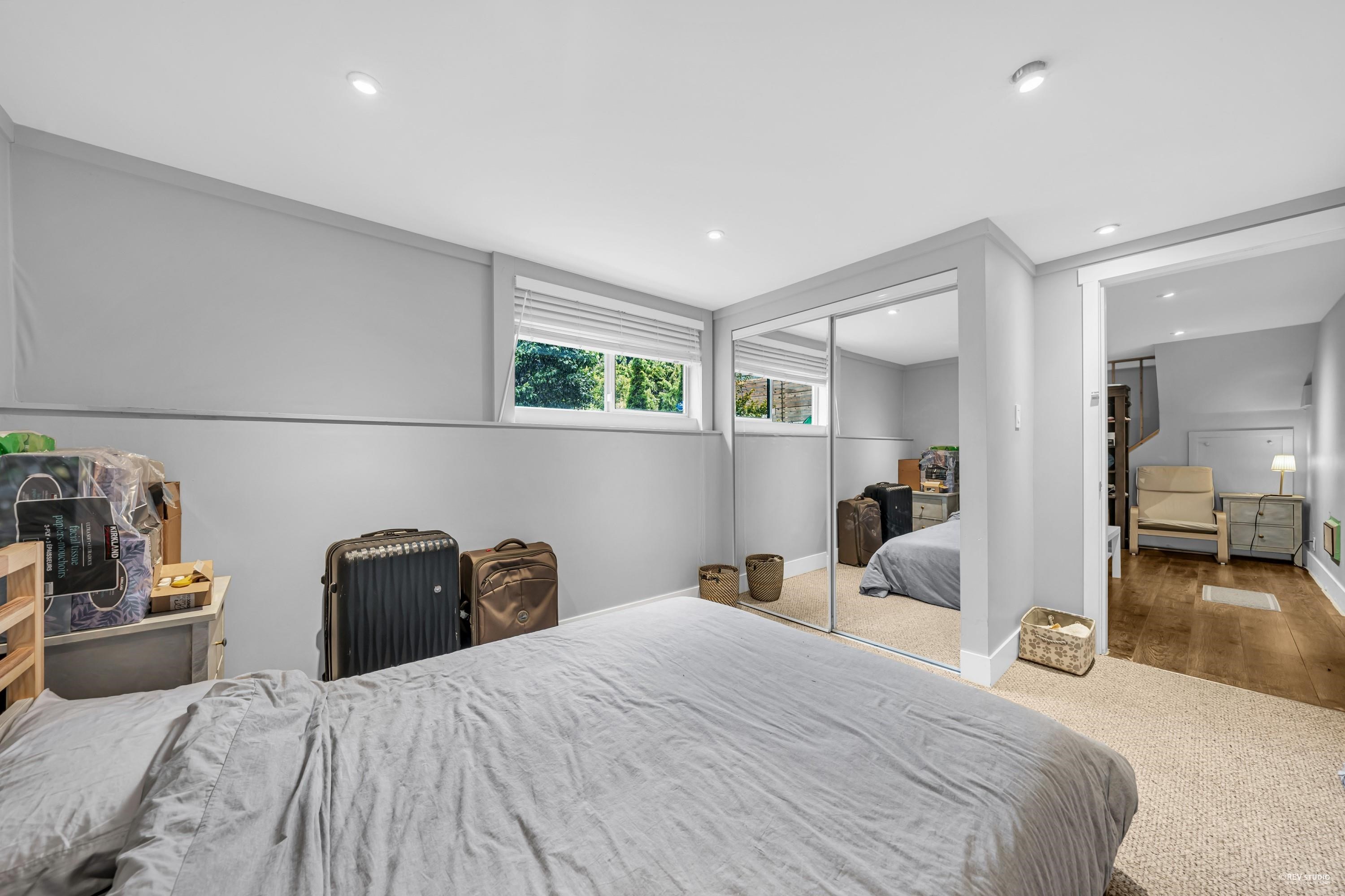 Listing image of 857 E 12TH STREET