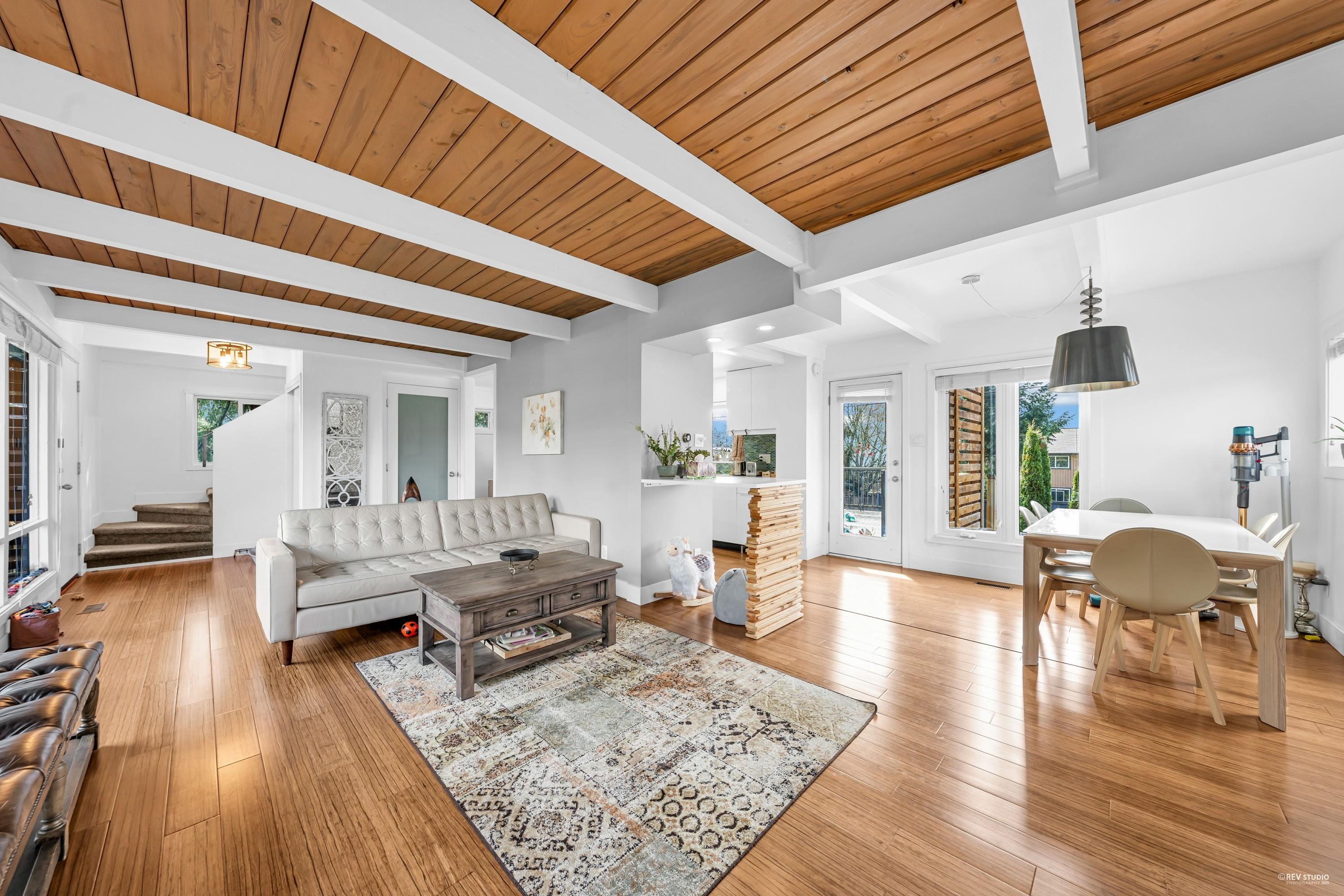 Listing image of 857 E 12TH STREET