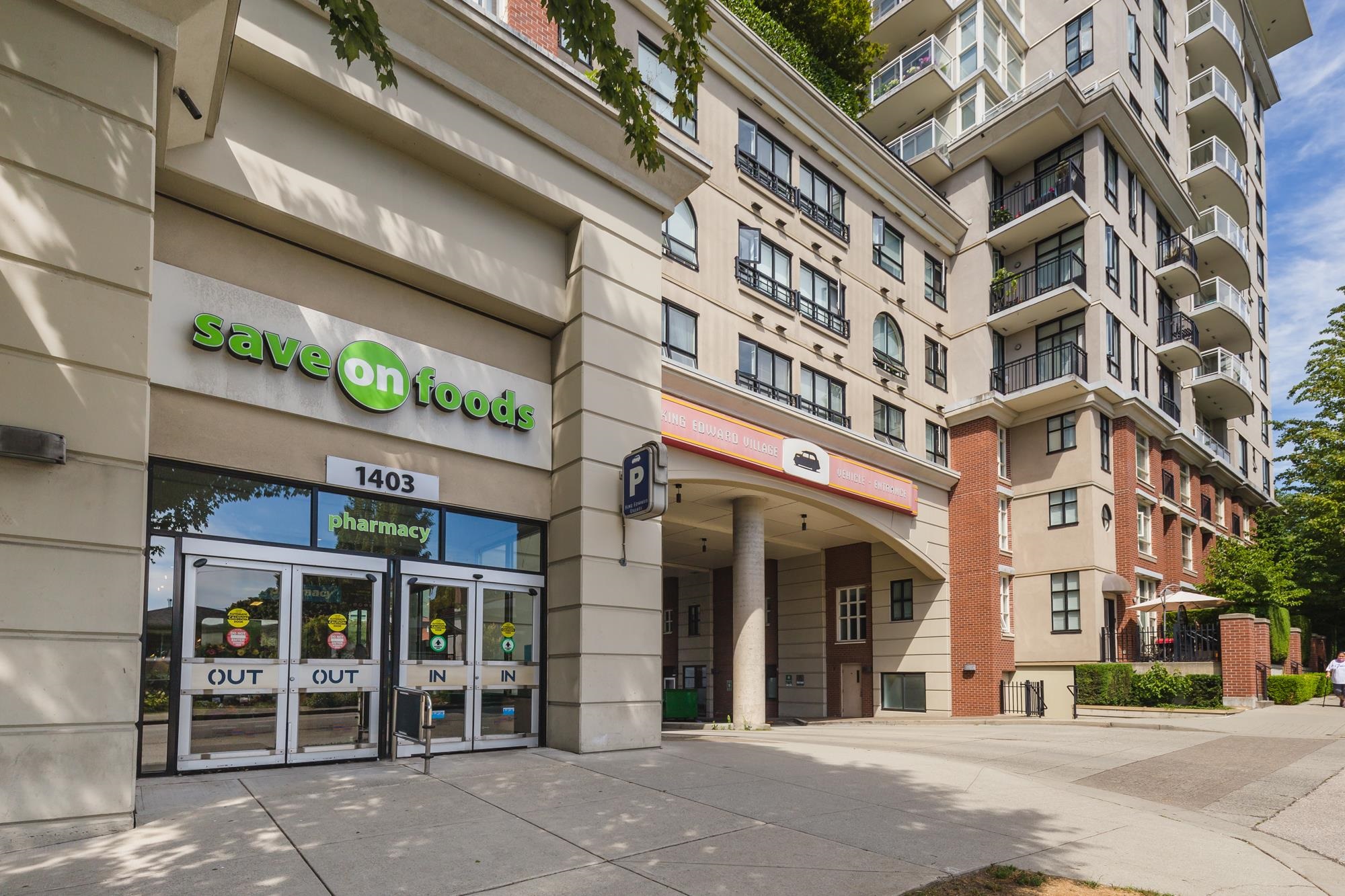 Listing image of 1479 E KING EDWARD AVENUE