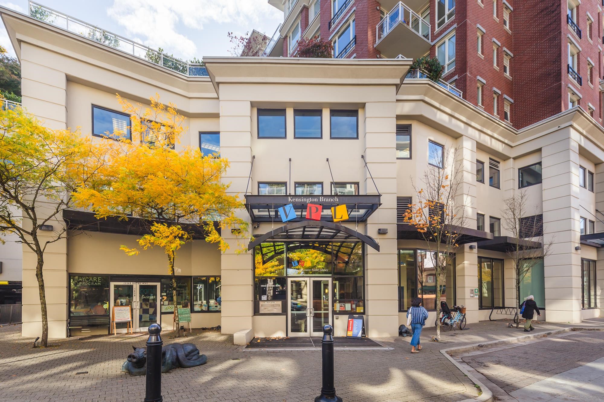Listing image of 1479 E KING EDWARD AVENUE