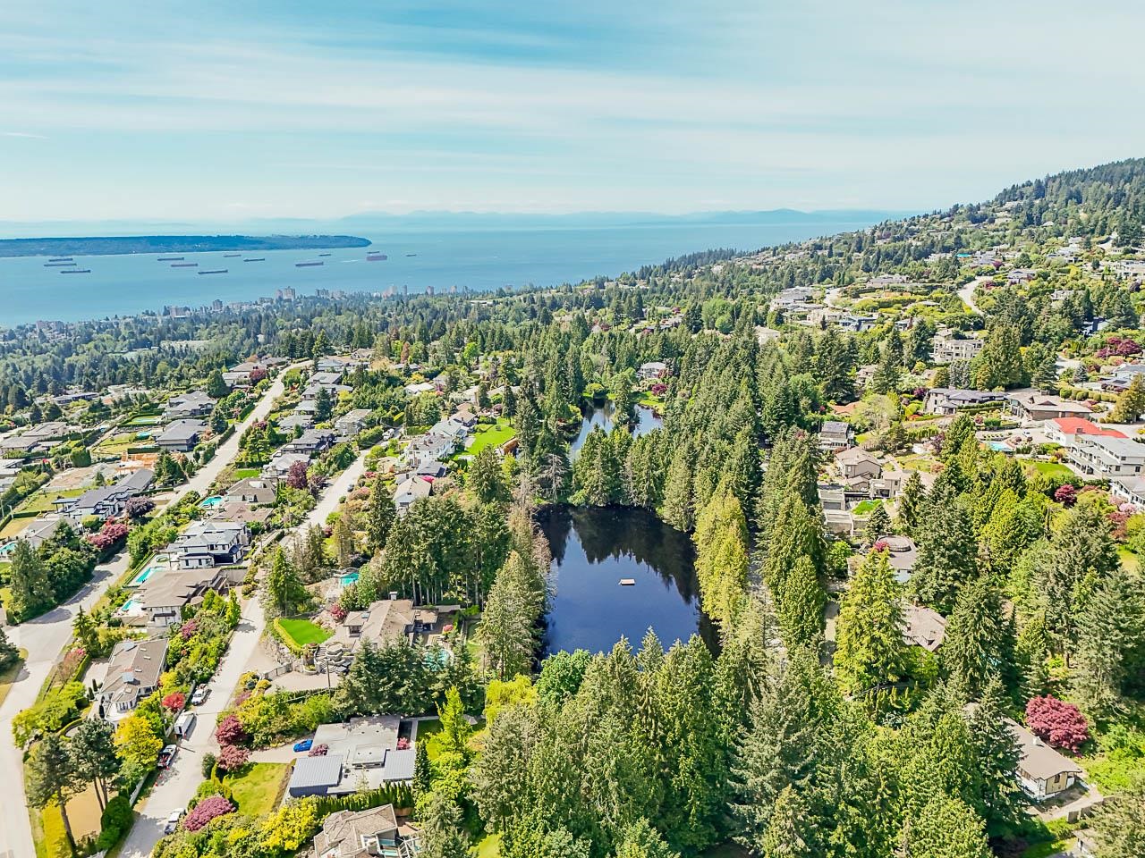 Listing image of 750 KENWOOD ROAD