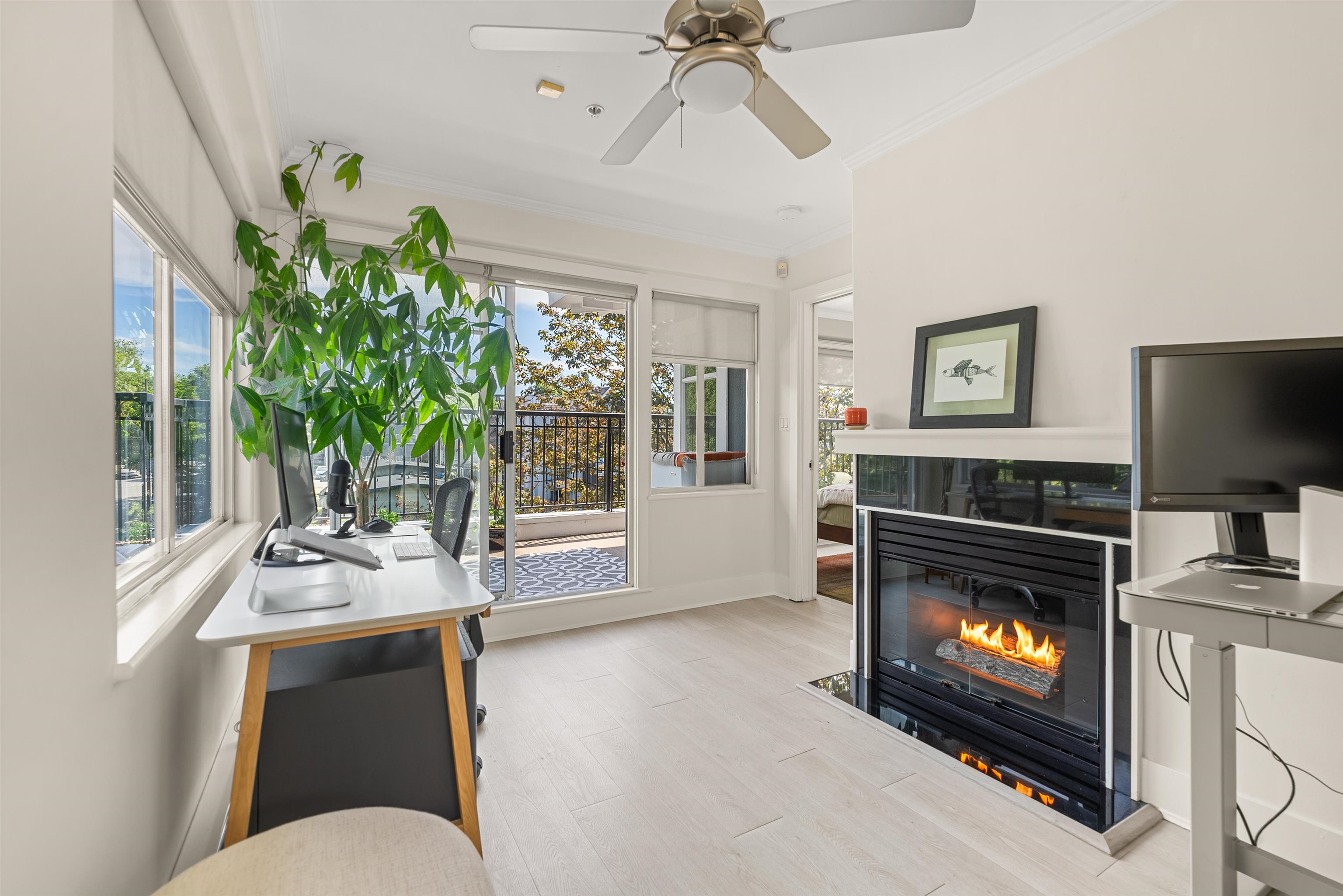 Listing image of 401 29 TEMPLETON DRIVE
