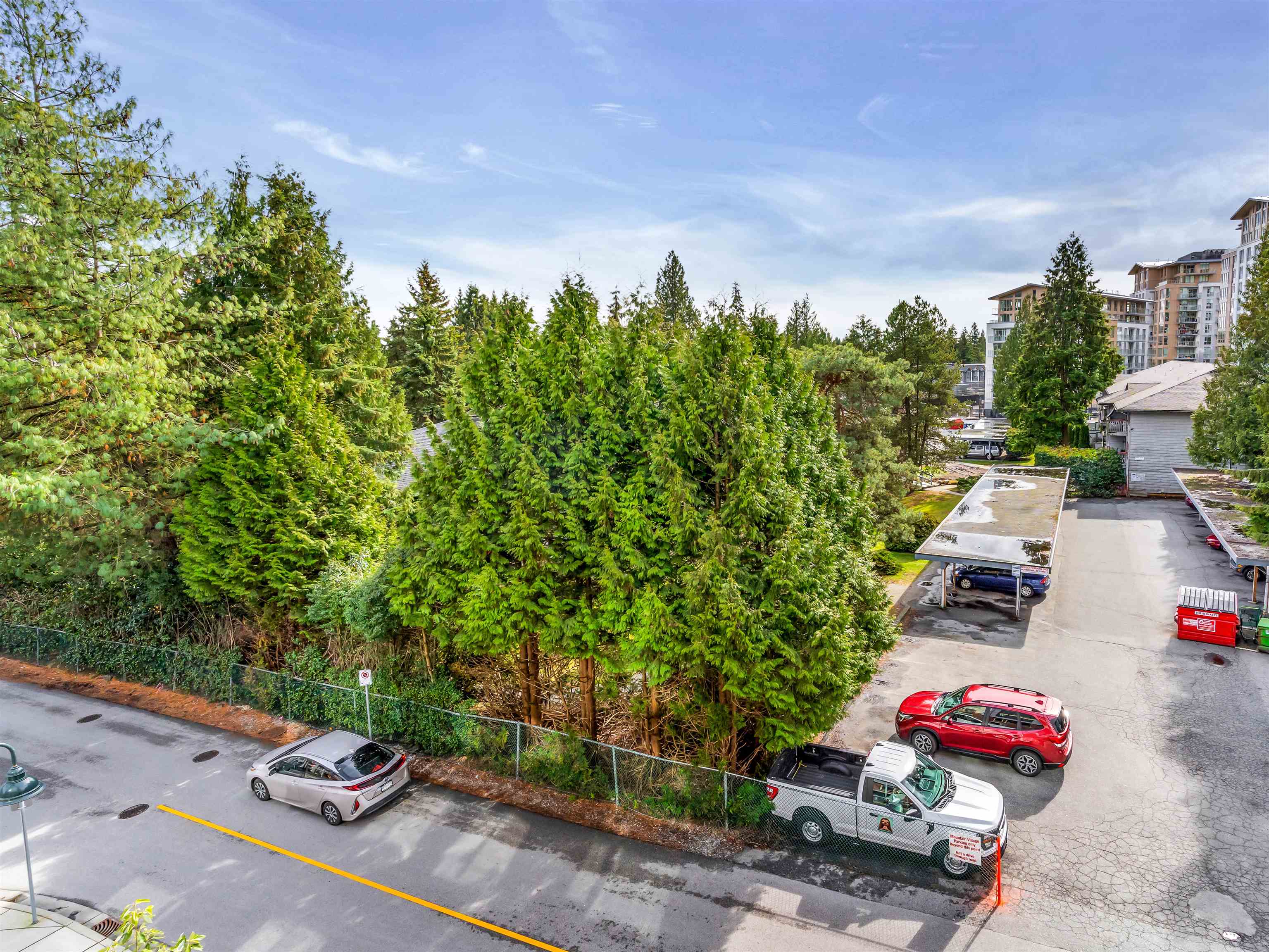 Listing image of 322 2651 LIBRARY LANE