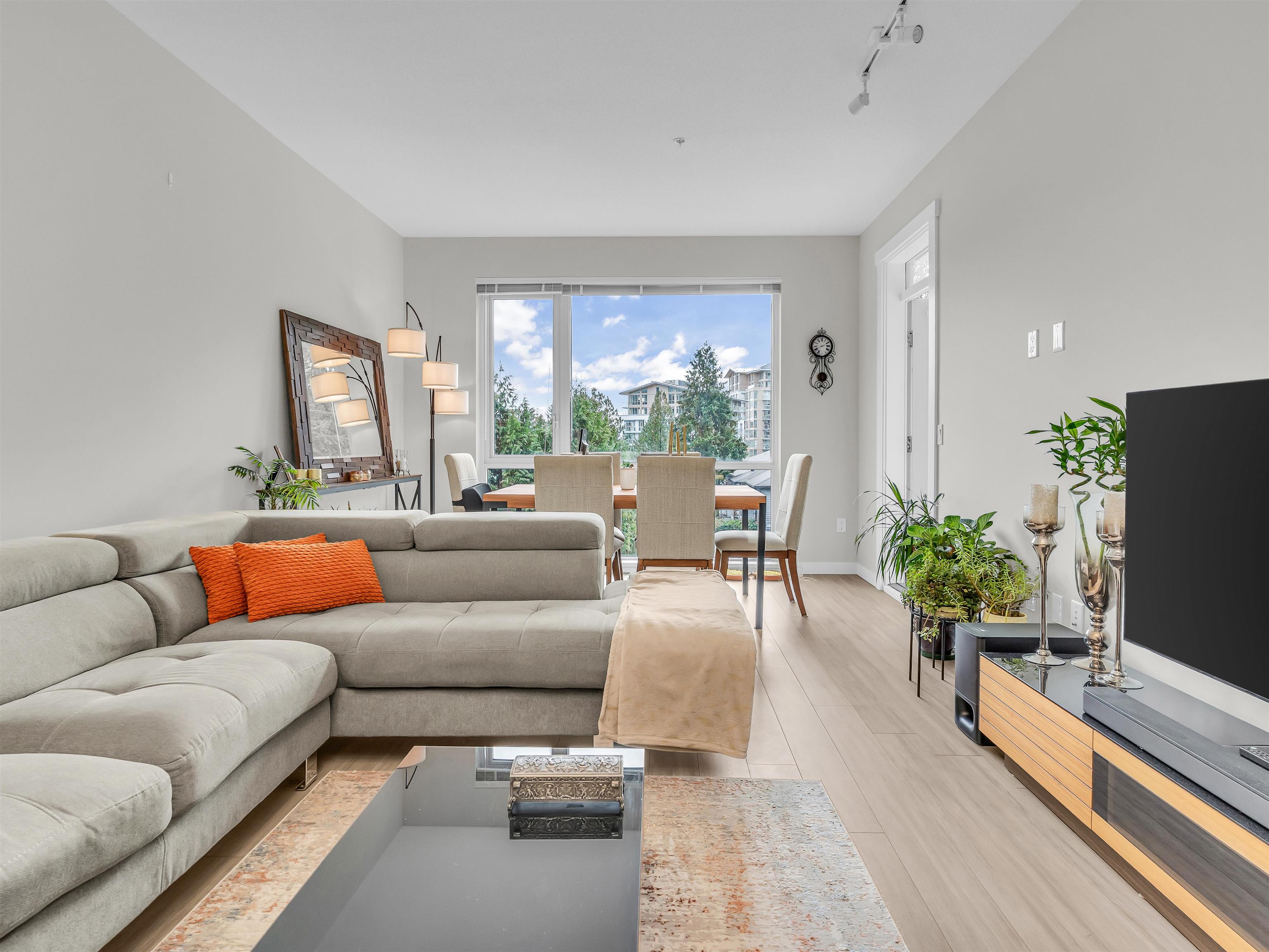 Listing image of 322 2651 LIBRARY LANE