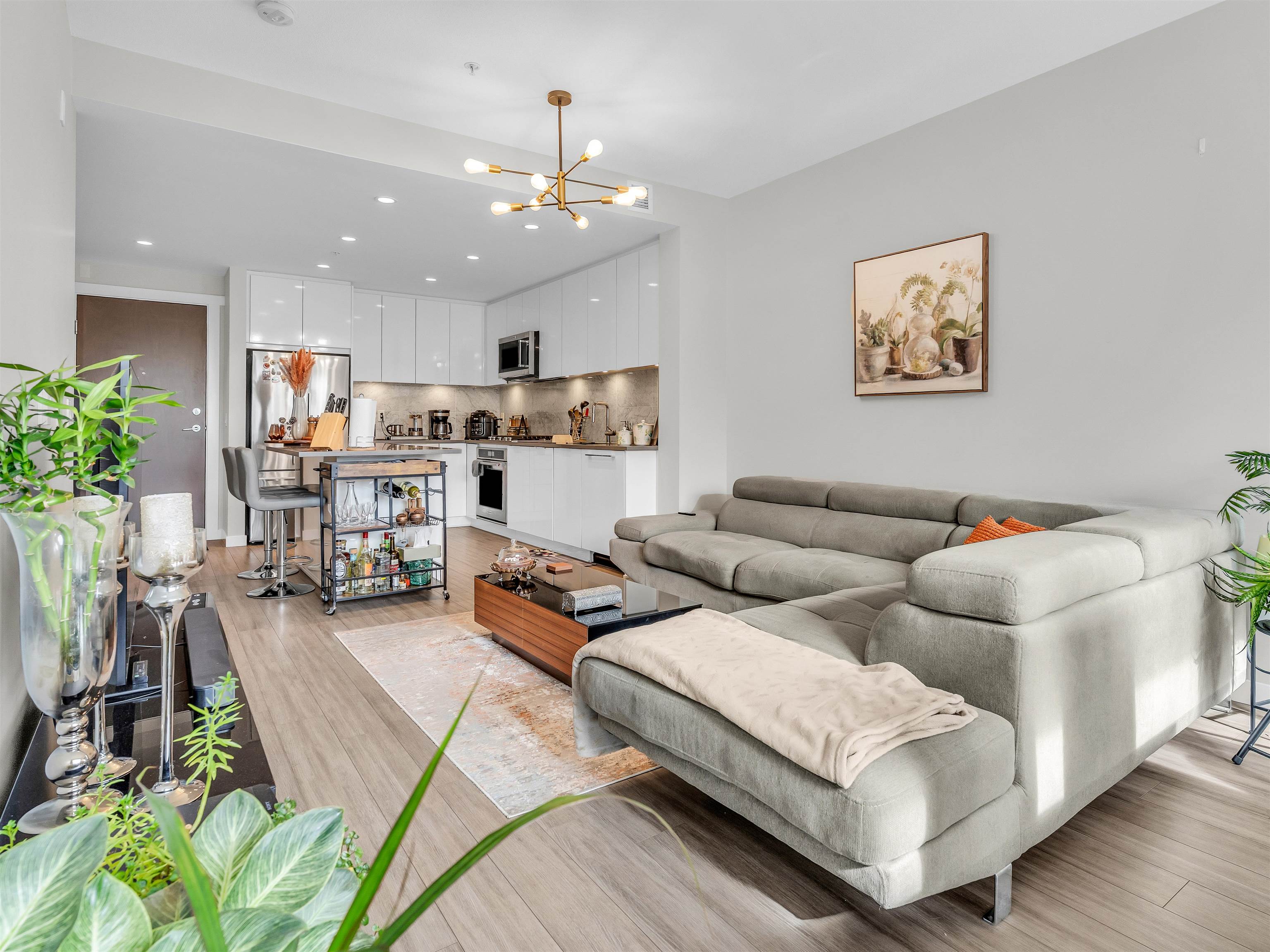 Listing image of 322 2651 LIBRARY LANE