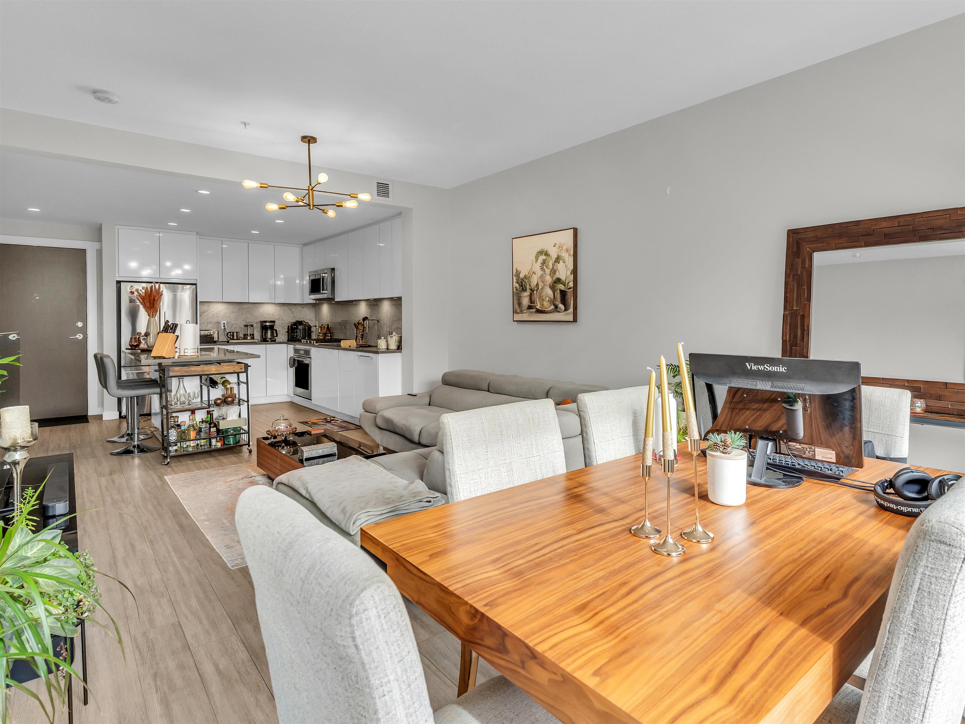 Listing image of 322 2651 LIBRARY LANE