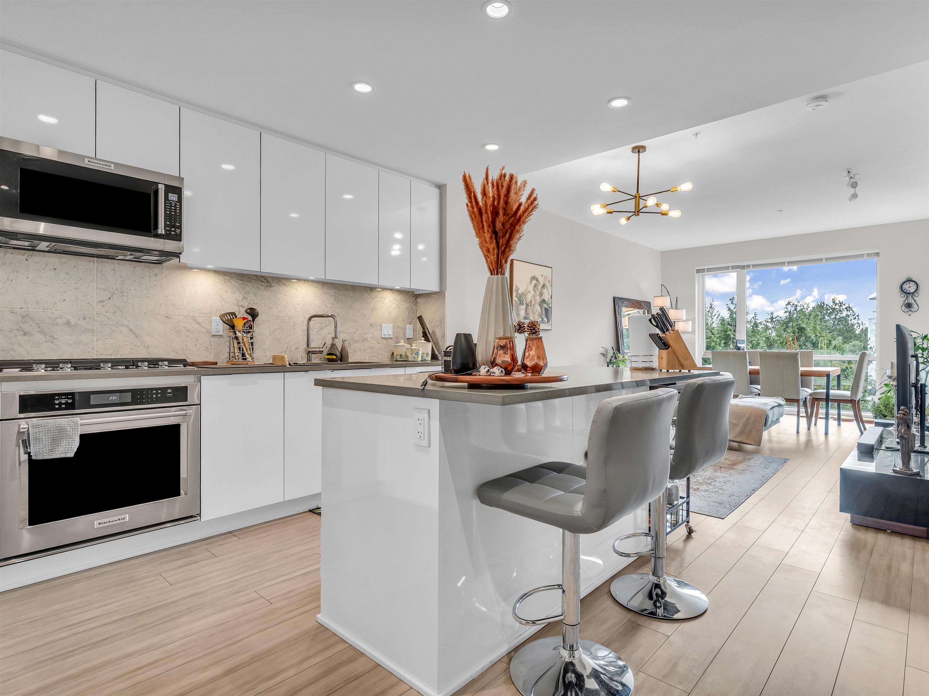Listing image of 322 2651 LIBRARY LANE