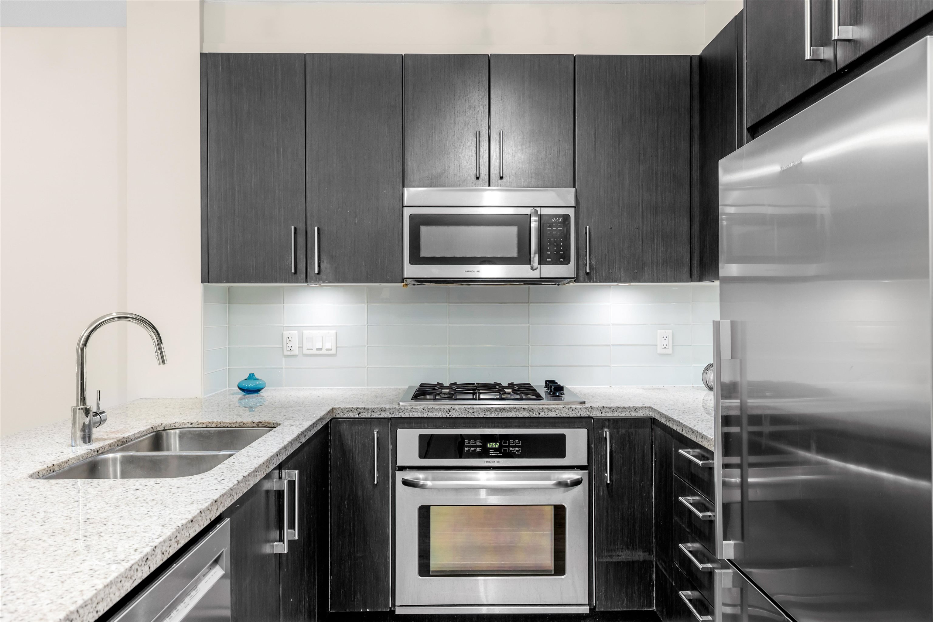 Listing image of 111 139 W 22ND STREET