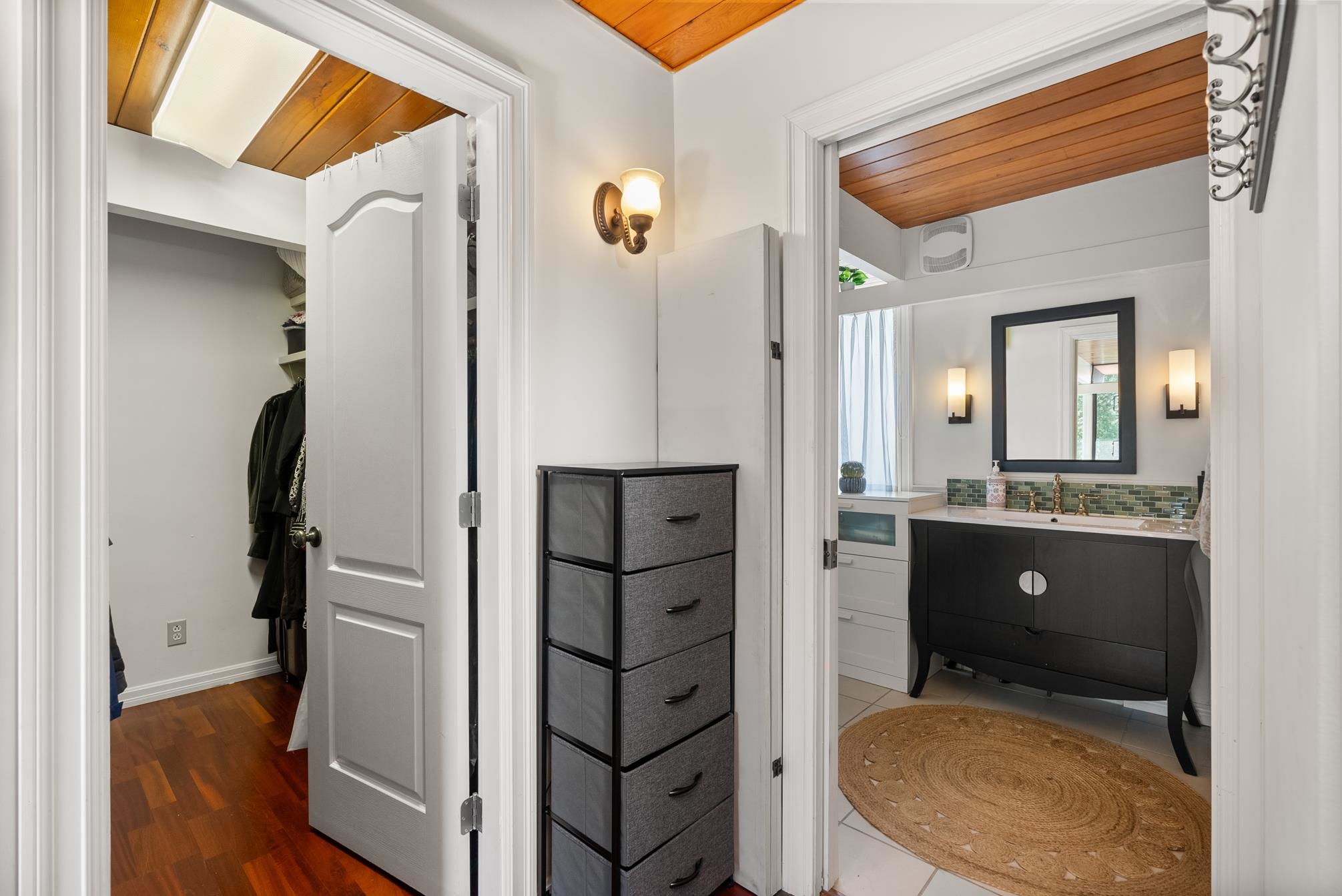 Listing image of 621 THE DEL