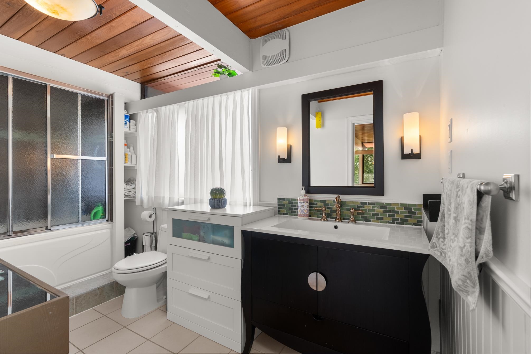 Listing image of 621 THE DEL