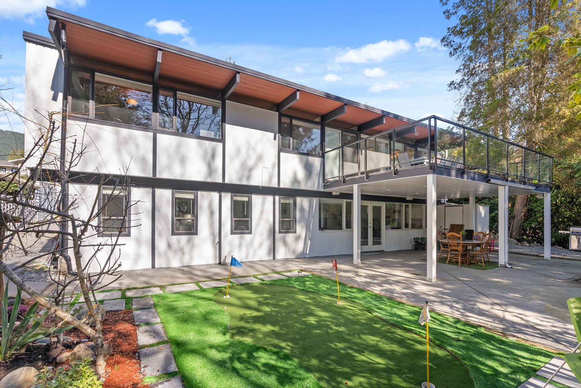 Listing image of 621 THE DEL
