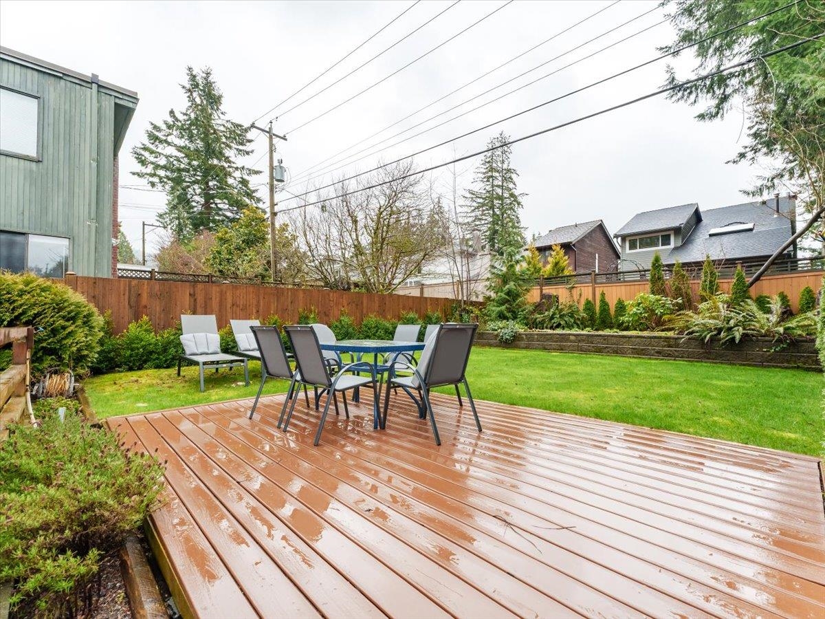 Listing image of 983 CANYON BOULEVARD