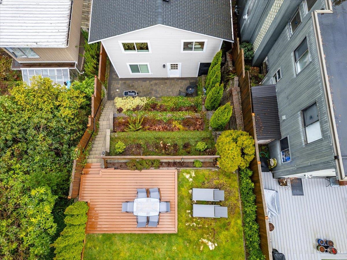 Listing image of 983 CANYON BOULEVARD