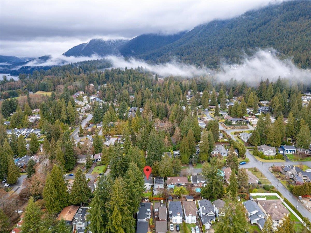 Listing image of 983 CANYON BOULEVARD