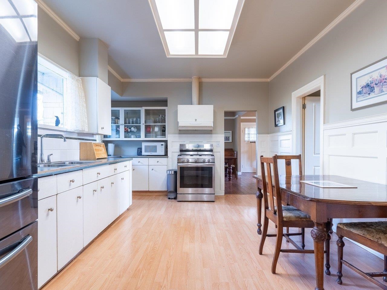 Listing image of 1156 ADDERLEY STREET