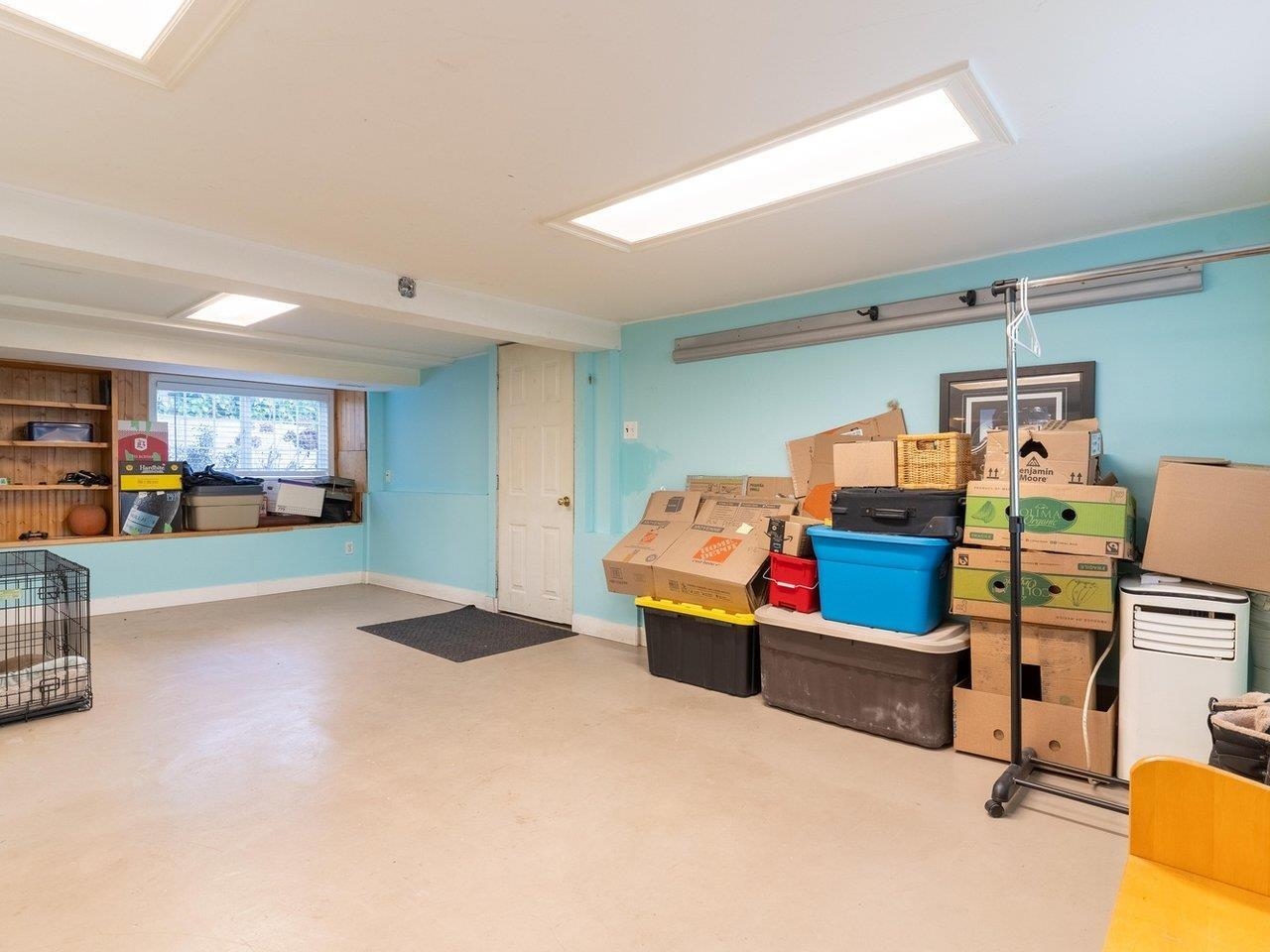 Listing image of 1156 ADDERLEY STREET