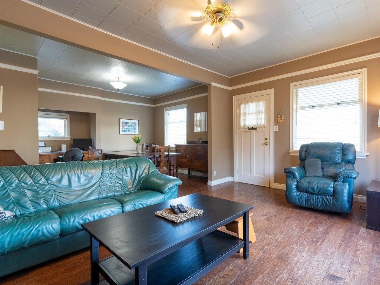 Listing image of 1156 ADDERLEY STREET