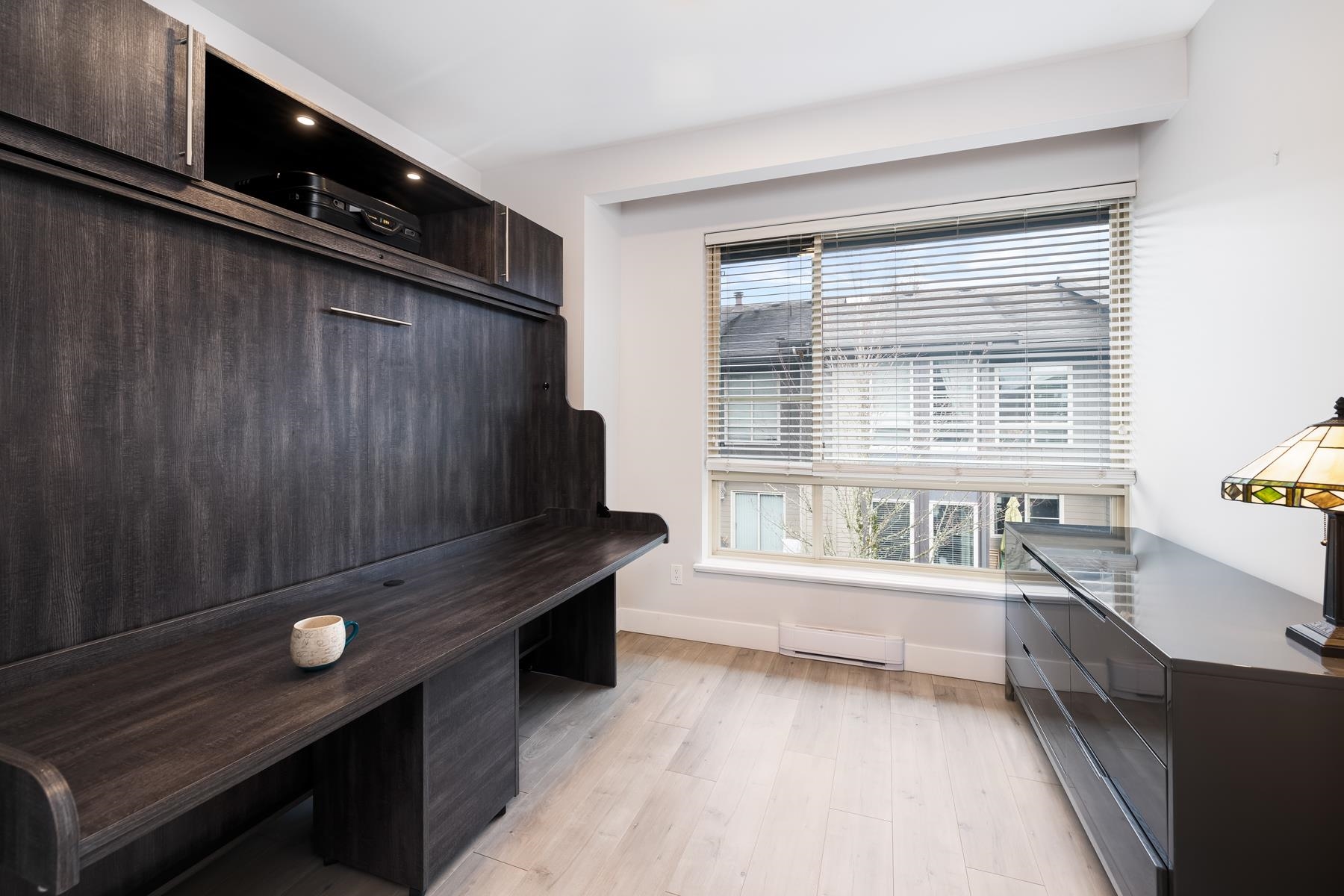Listing image of 9 897 PREMIER STREET