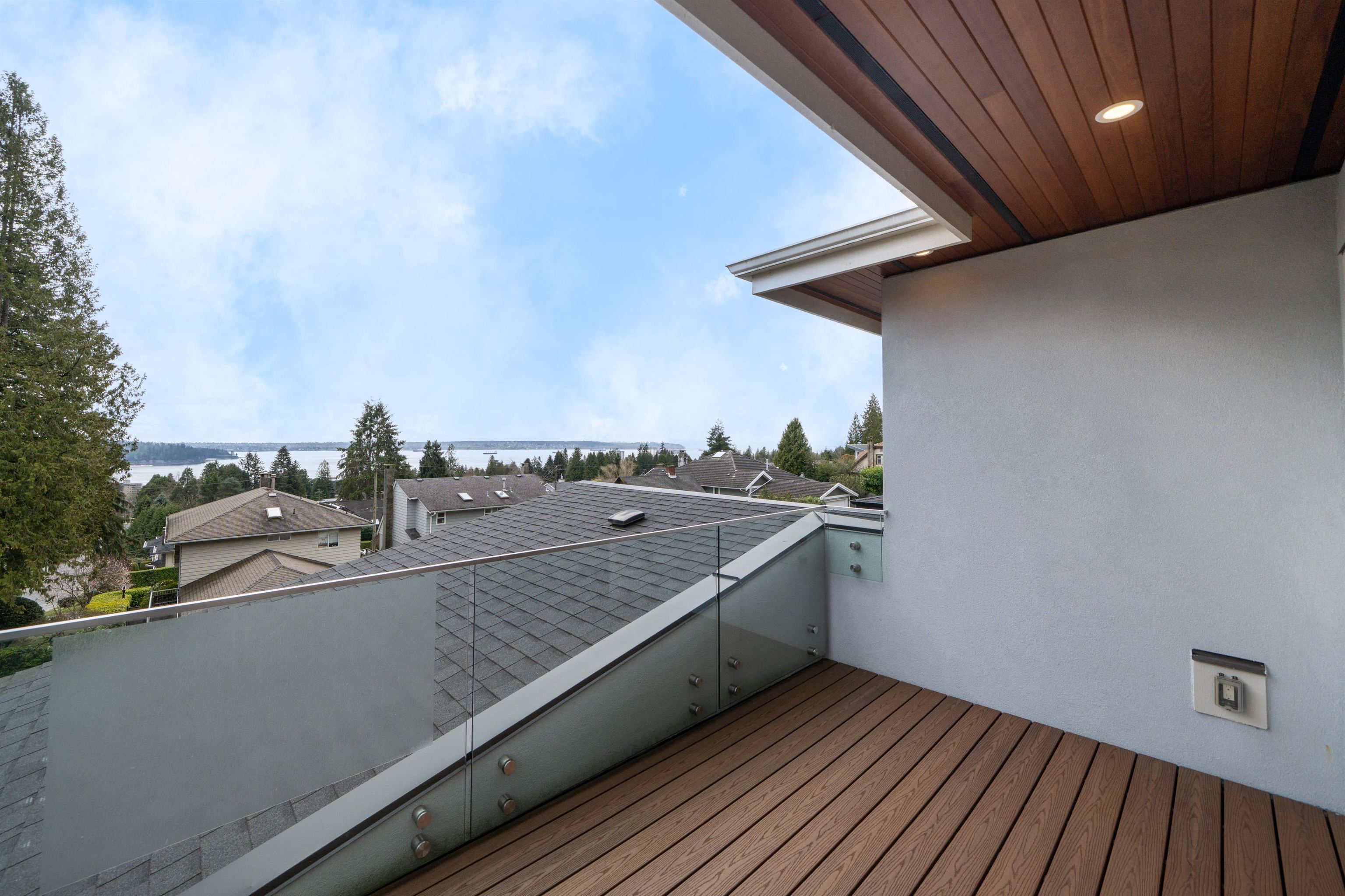 Listing image of 1410 MATHERS AVENUE