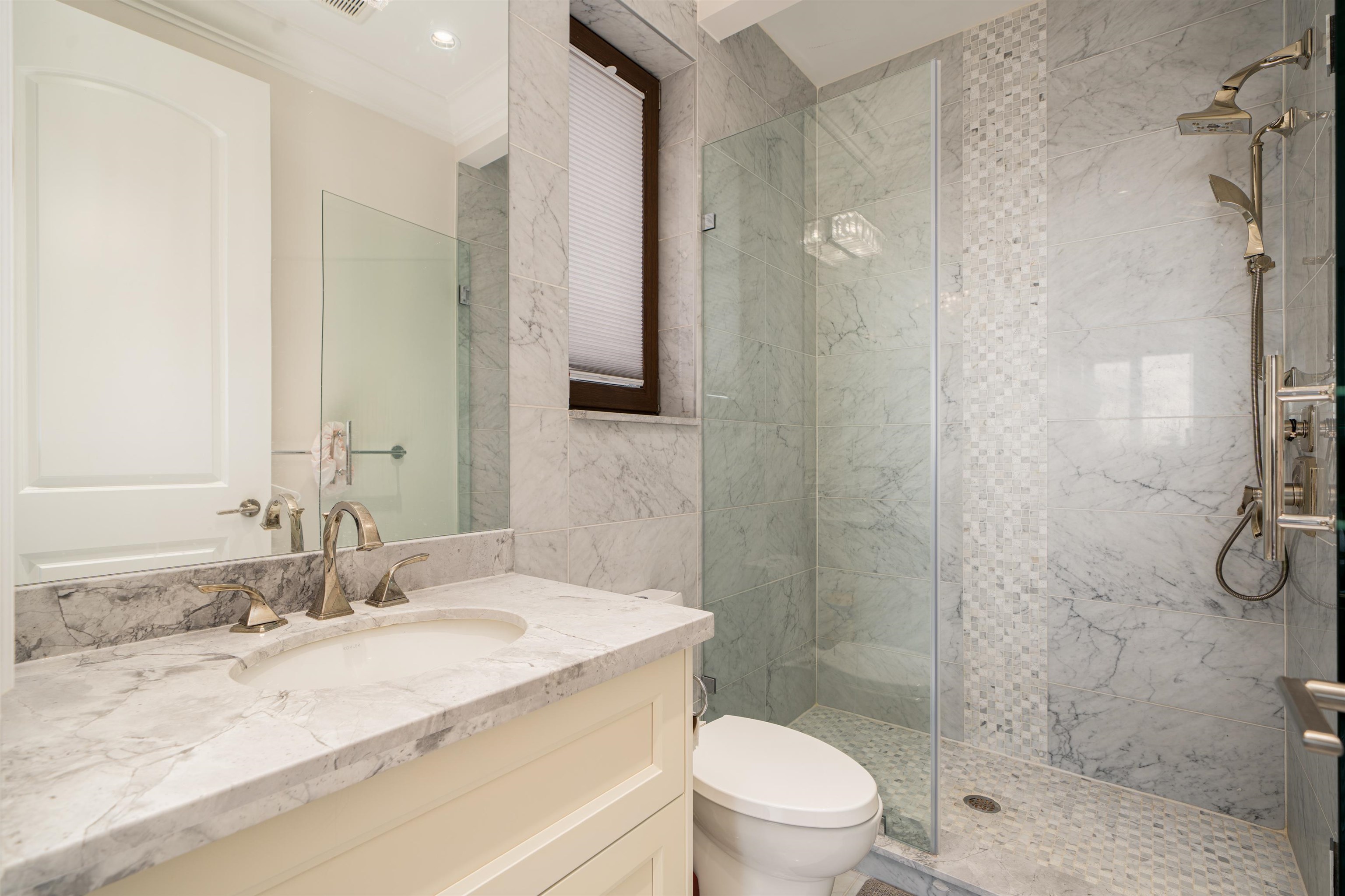 Listing image of 1410 MATHERS AVENUE