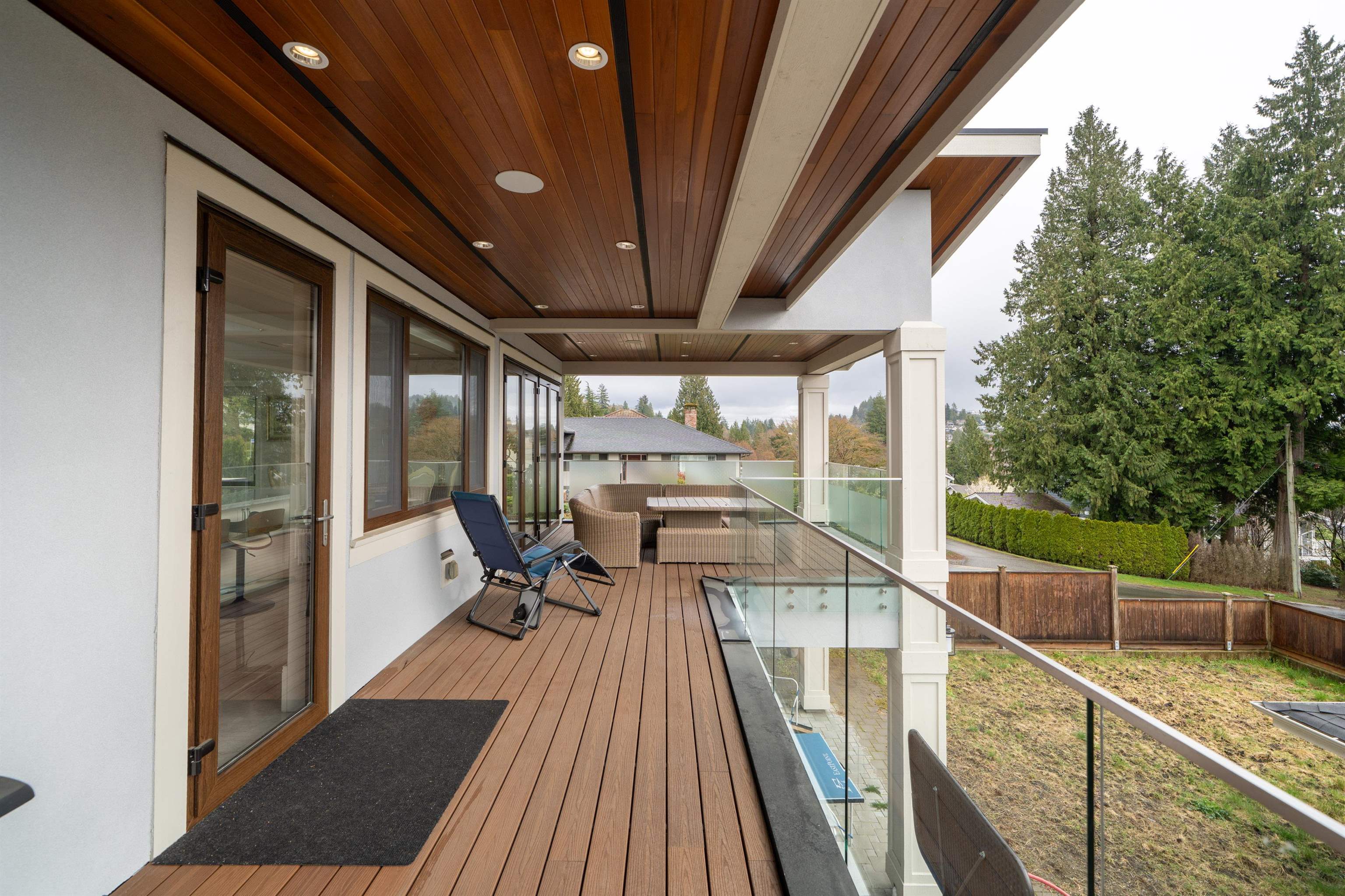 Listing image of 1410 MATHERS AVENUE