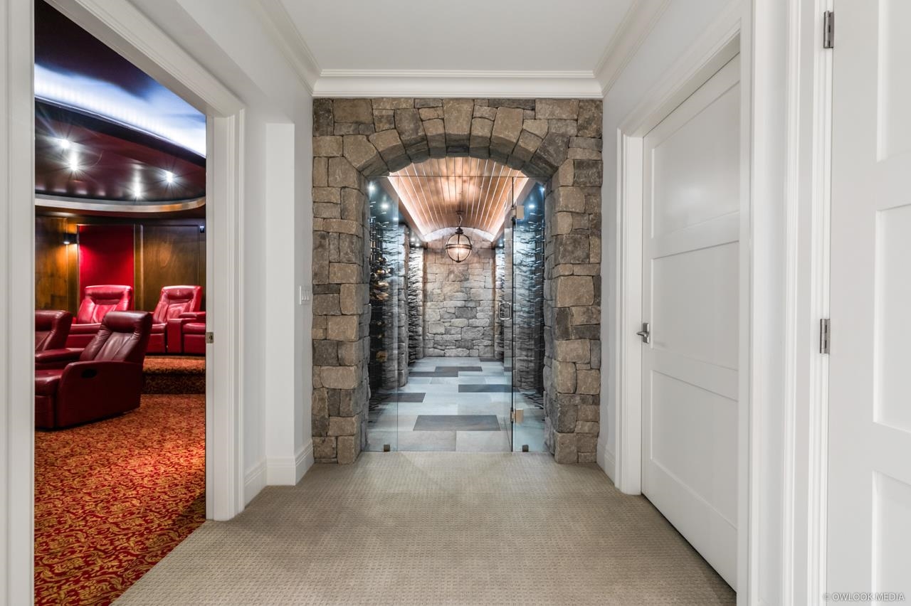 Listing image of 1485 CAMELOT ROAD
